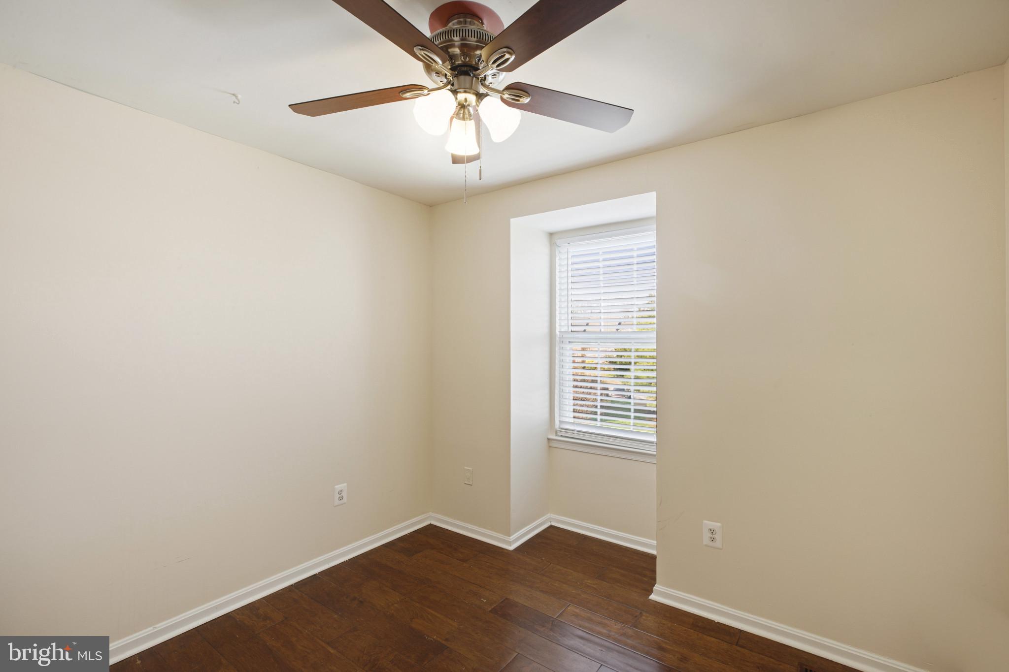 STONEY BEACH - Residential