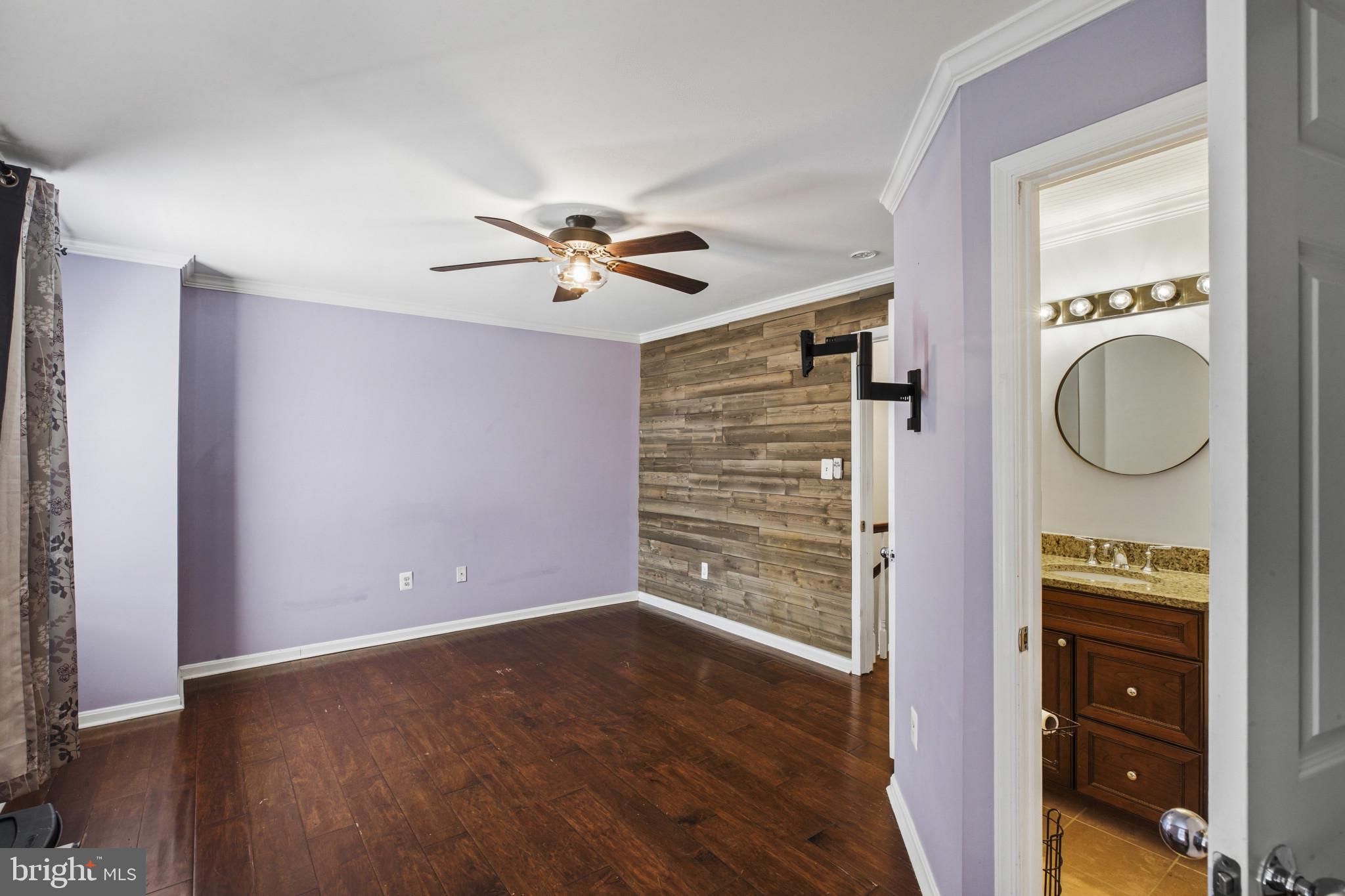 STONEY BEACH - Residential