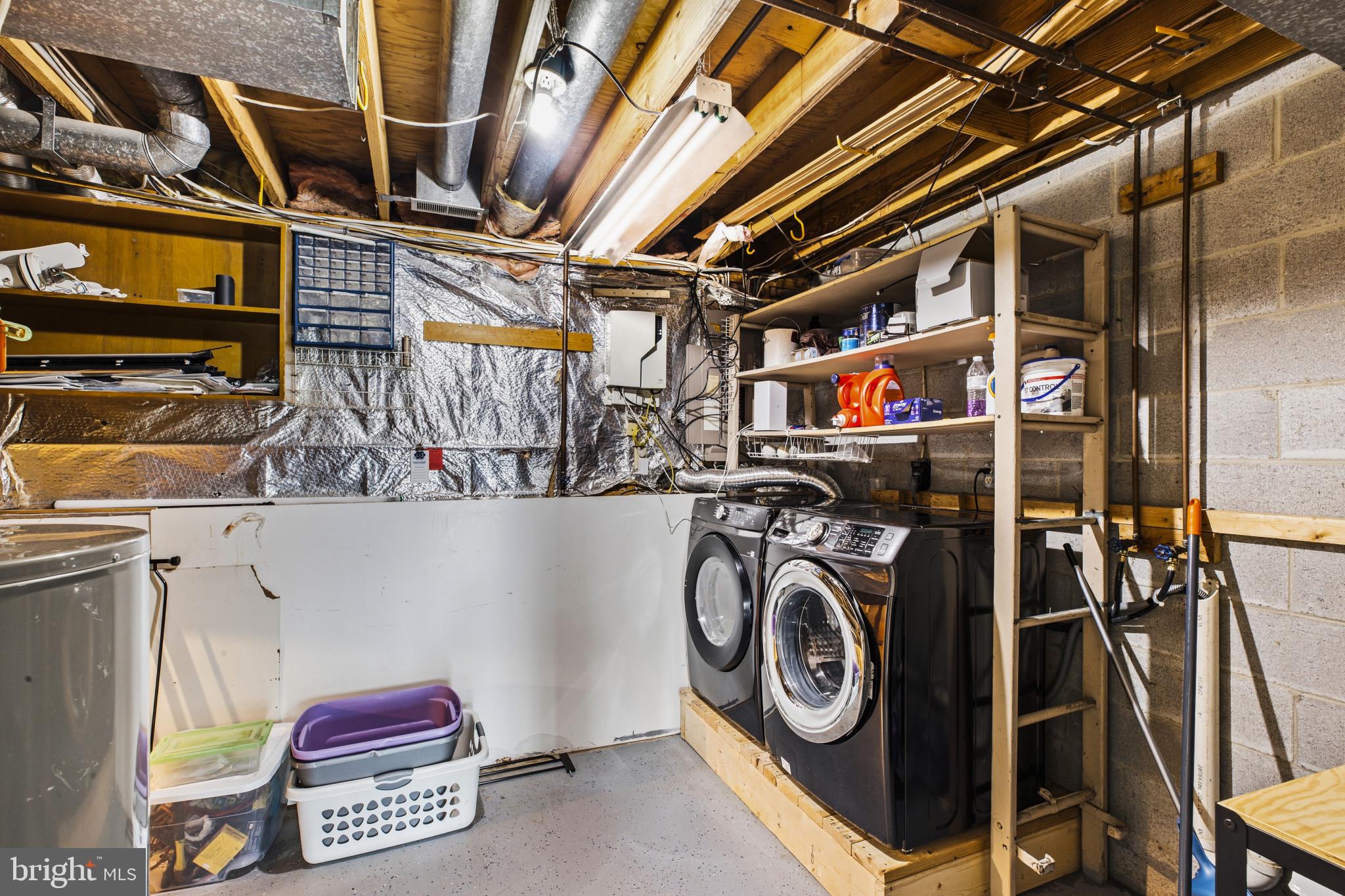 STONEY BEACH - Residential