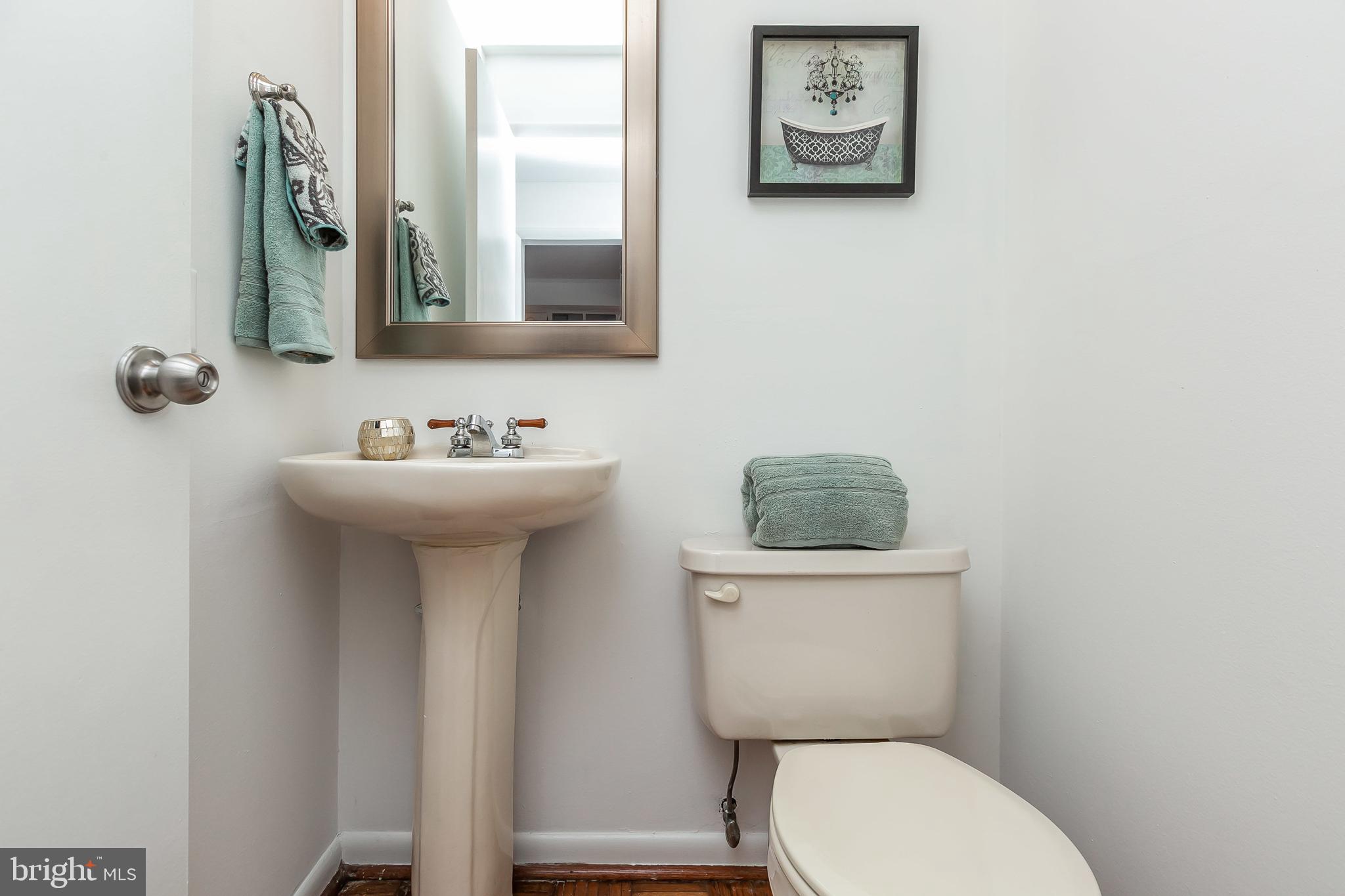 DULANEY TOWERS - Residential