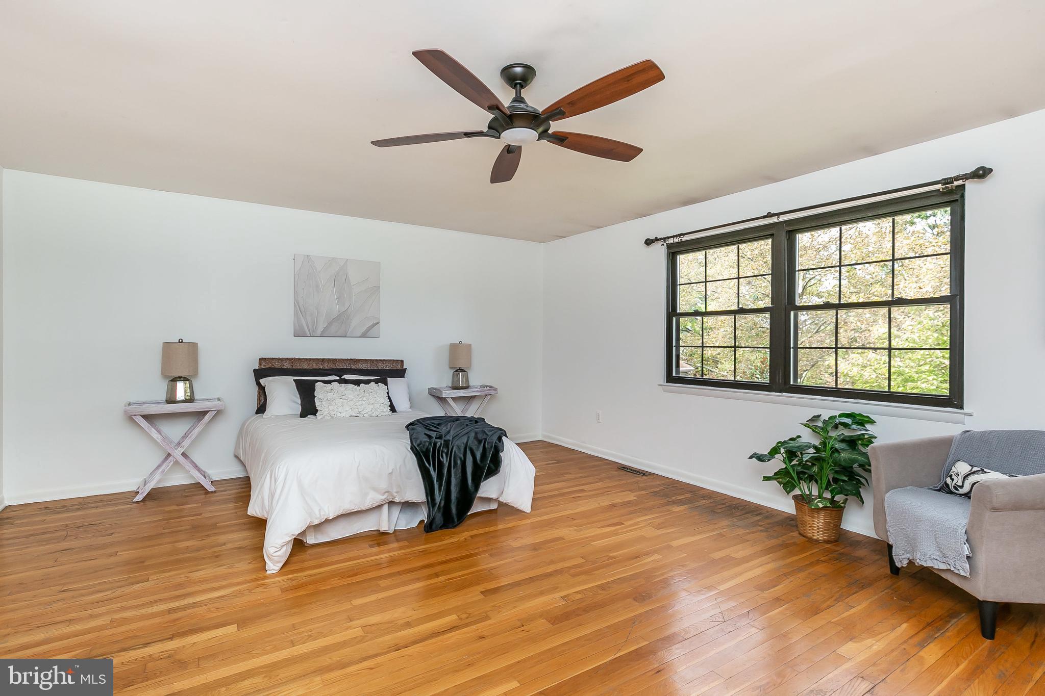 DULANEY TOWERS - Residential