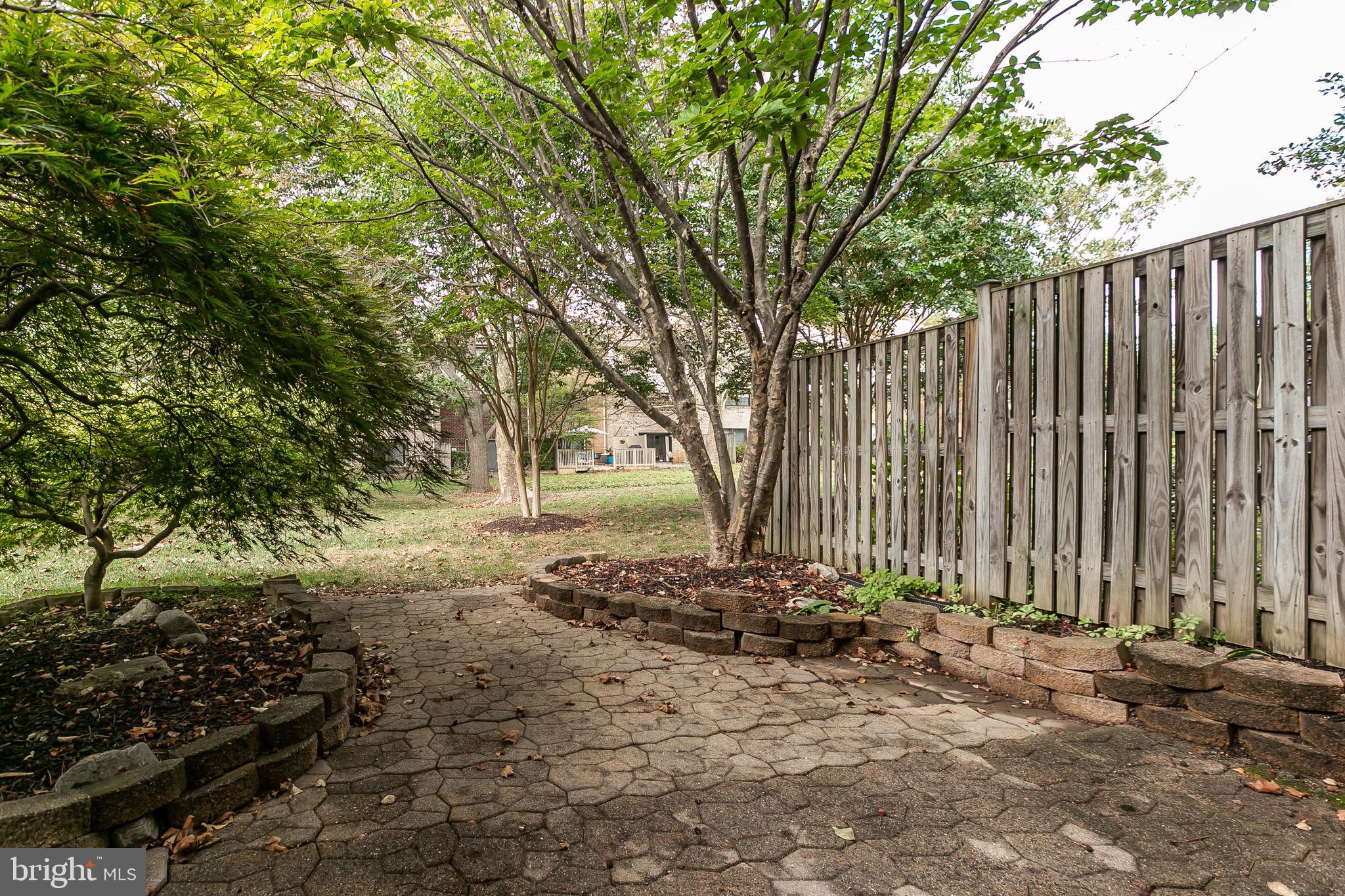 DULANEY TOWERS - Residential