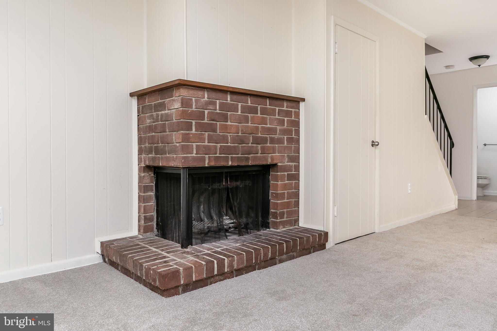 DULANEY TOWERS - Residential