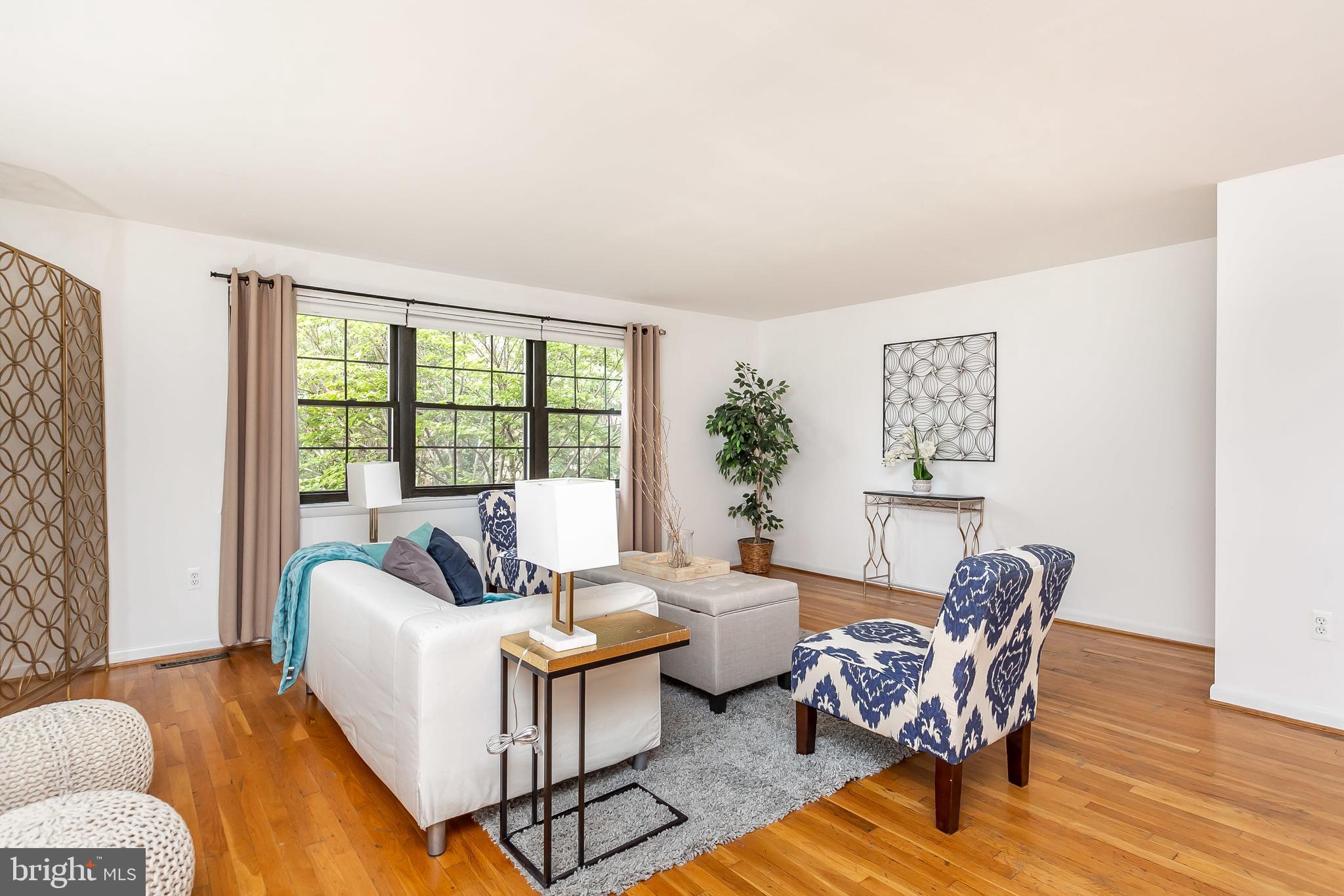 DULANEY TOWERS - Residential