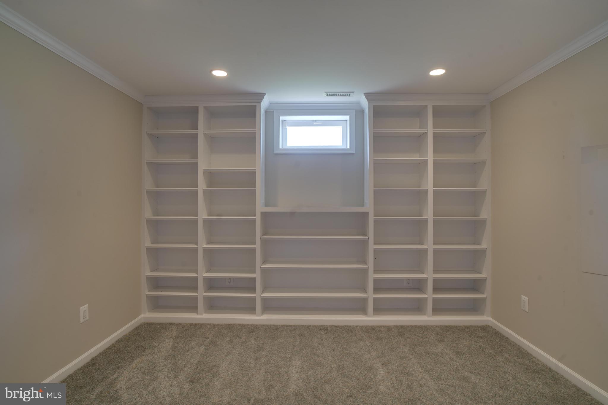 VILLAS AT CATTAIL CREEK - Residential