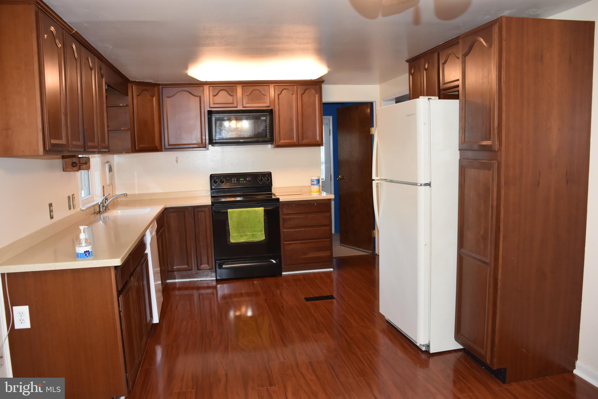 SAVAGE MEADOWS - Residential