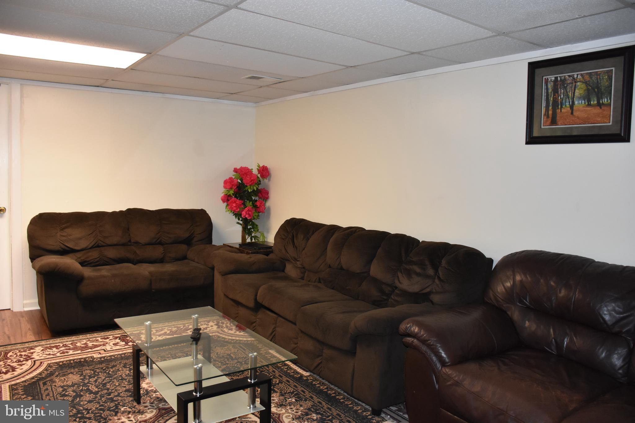 SAVAGE MEADOWS - Residential