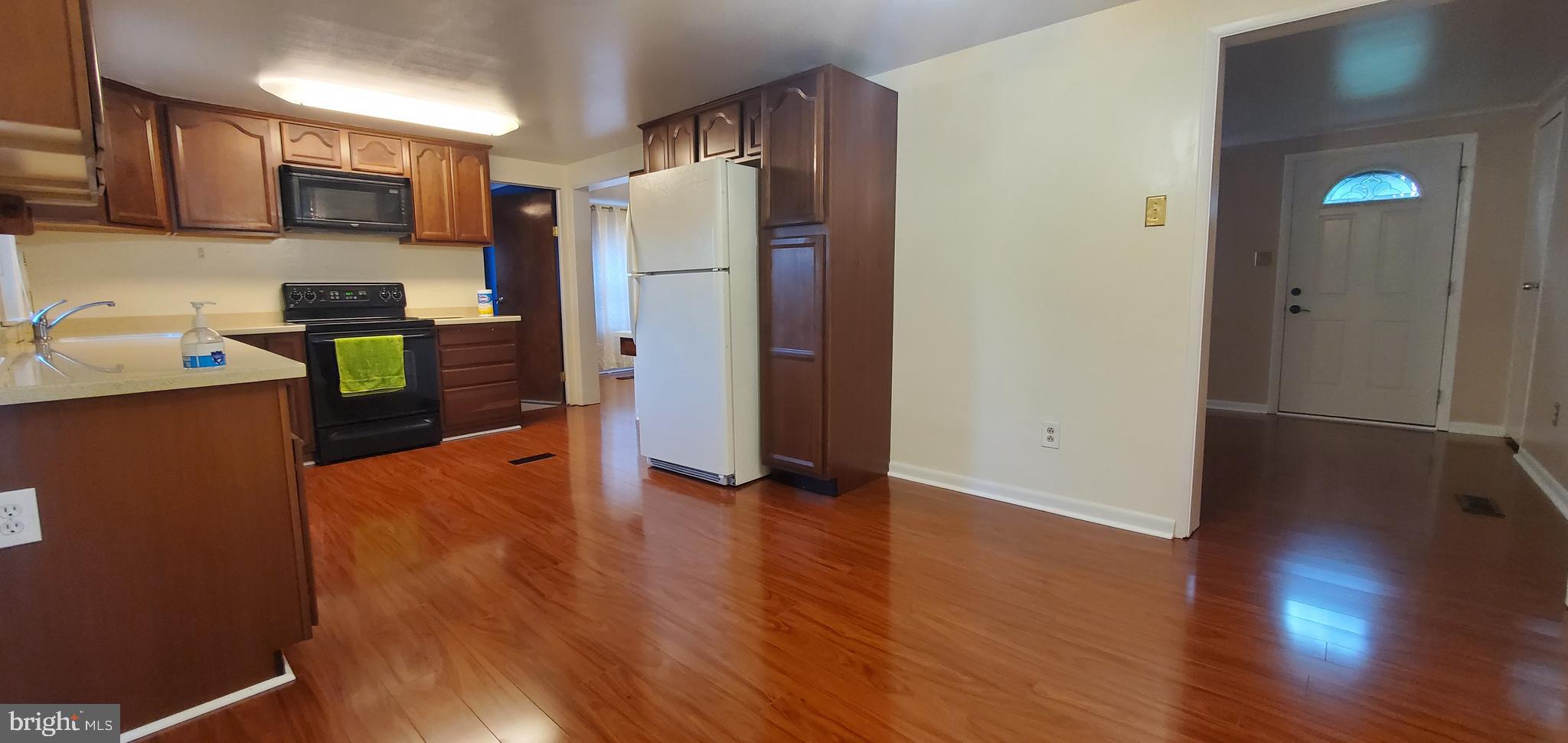 SAVAGE MEADOWS - Residential