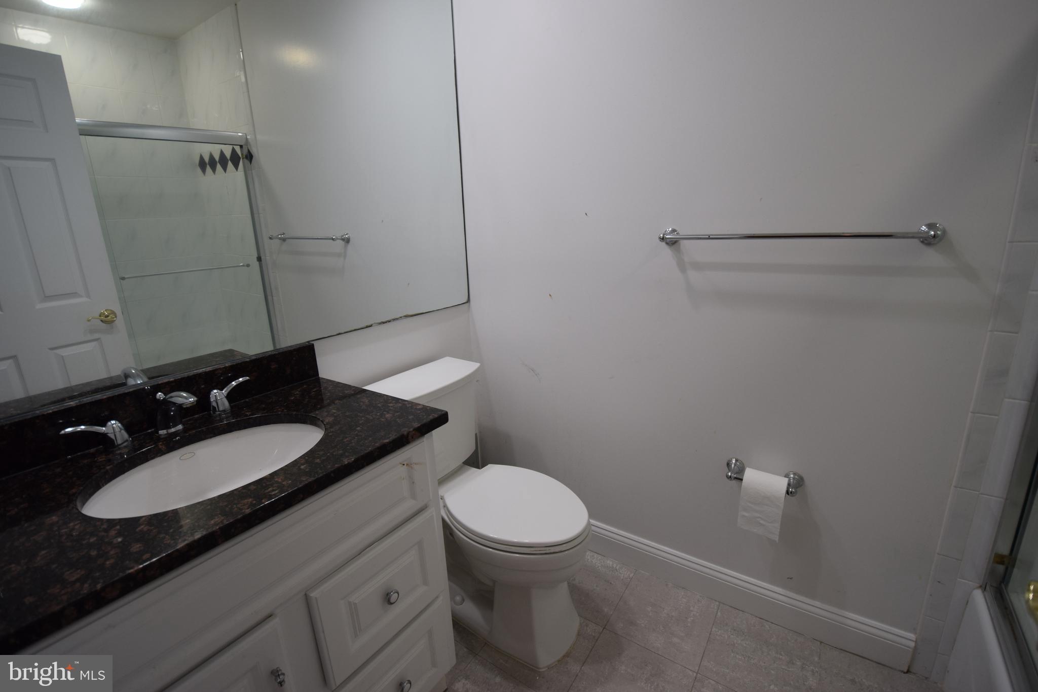 DERWOOD STATION - Residential