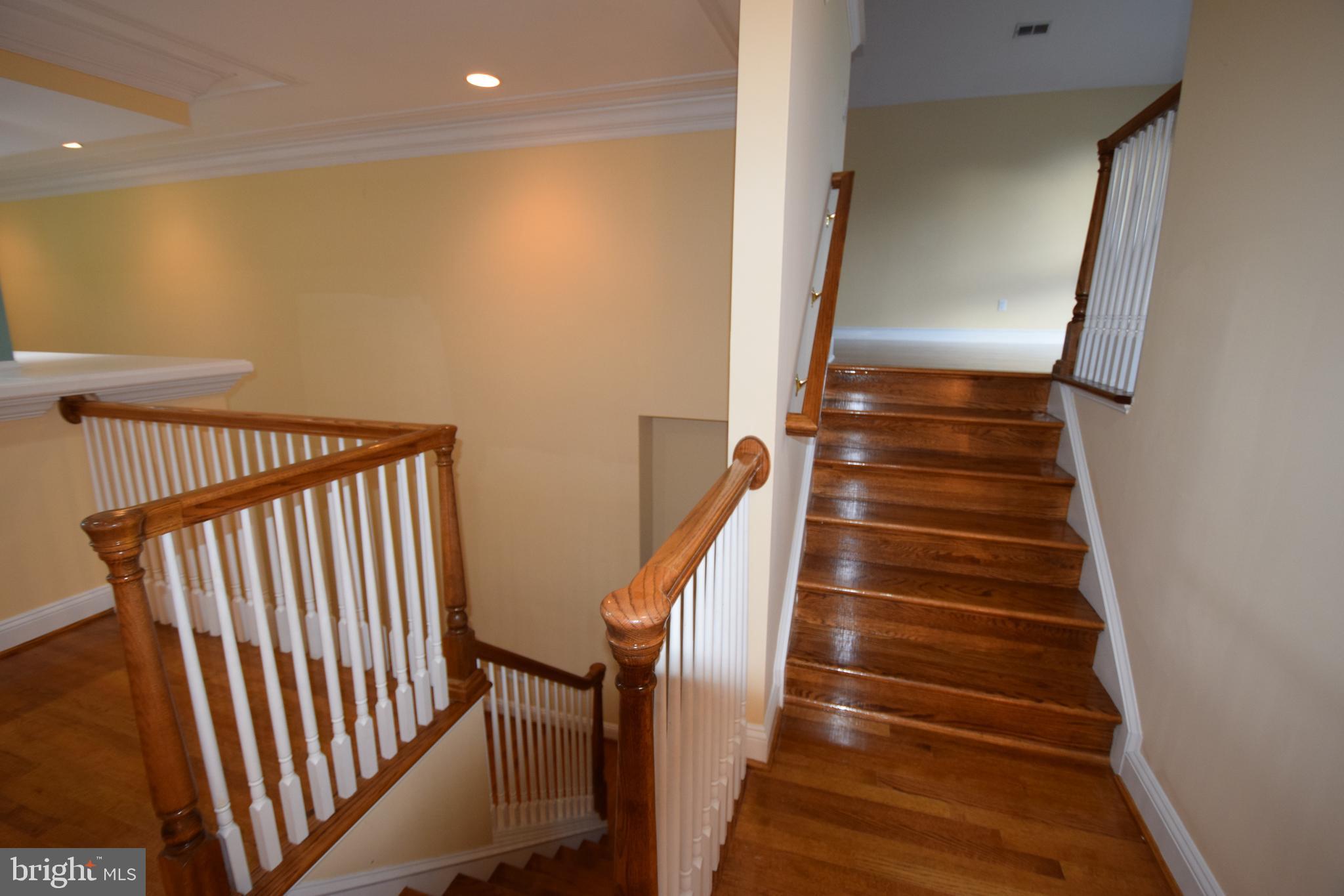 DERWOOD STATION - Residential