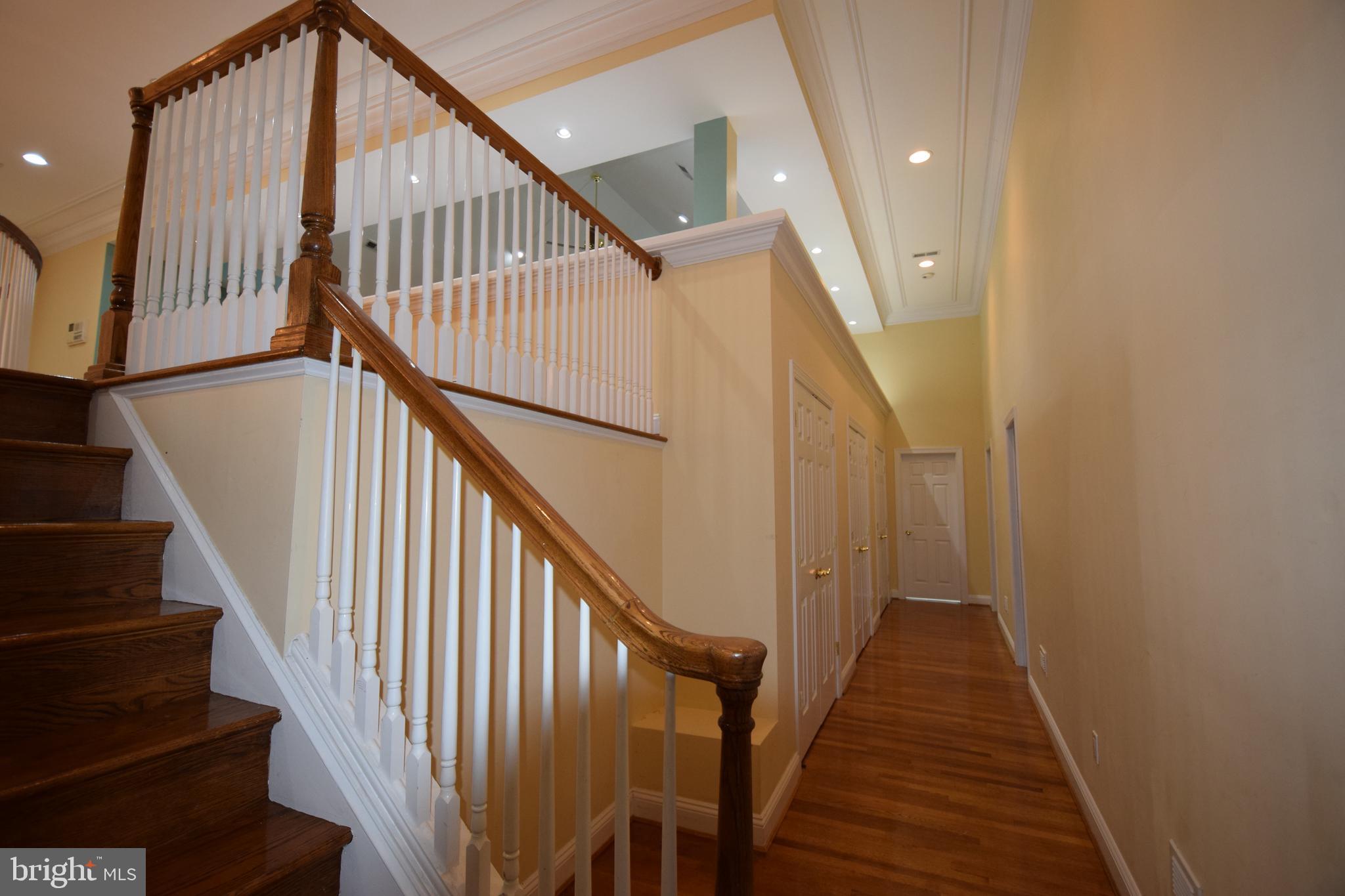 DERWOOD STATION - Residential