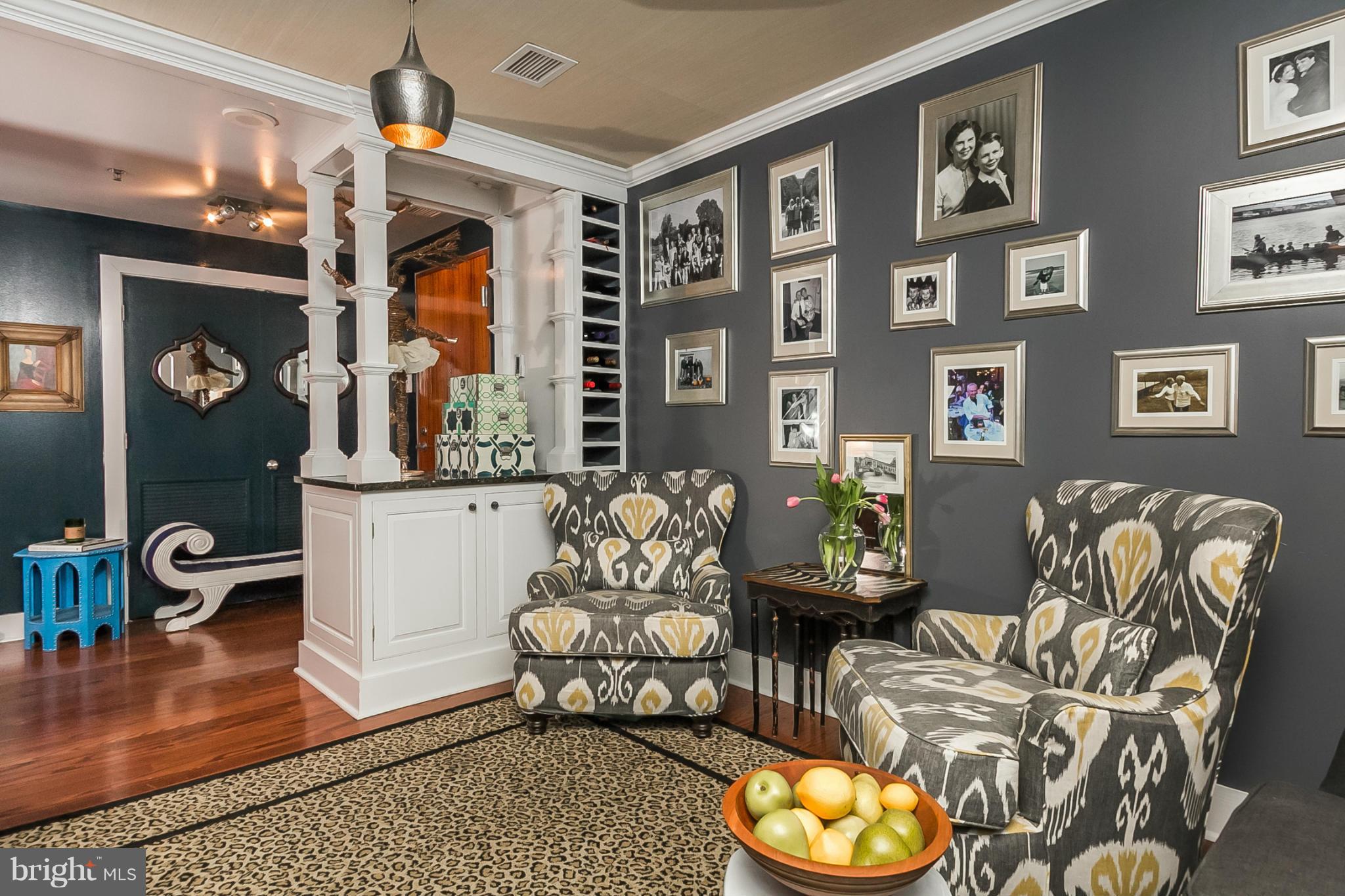 HARBOR EAST - Residential