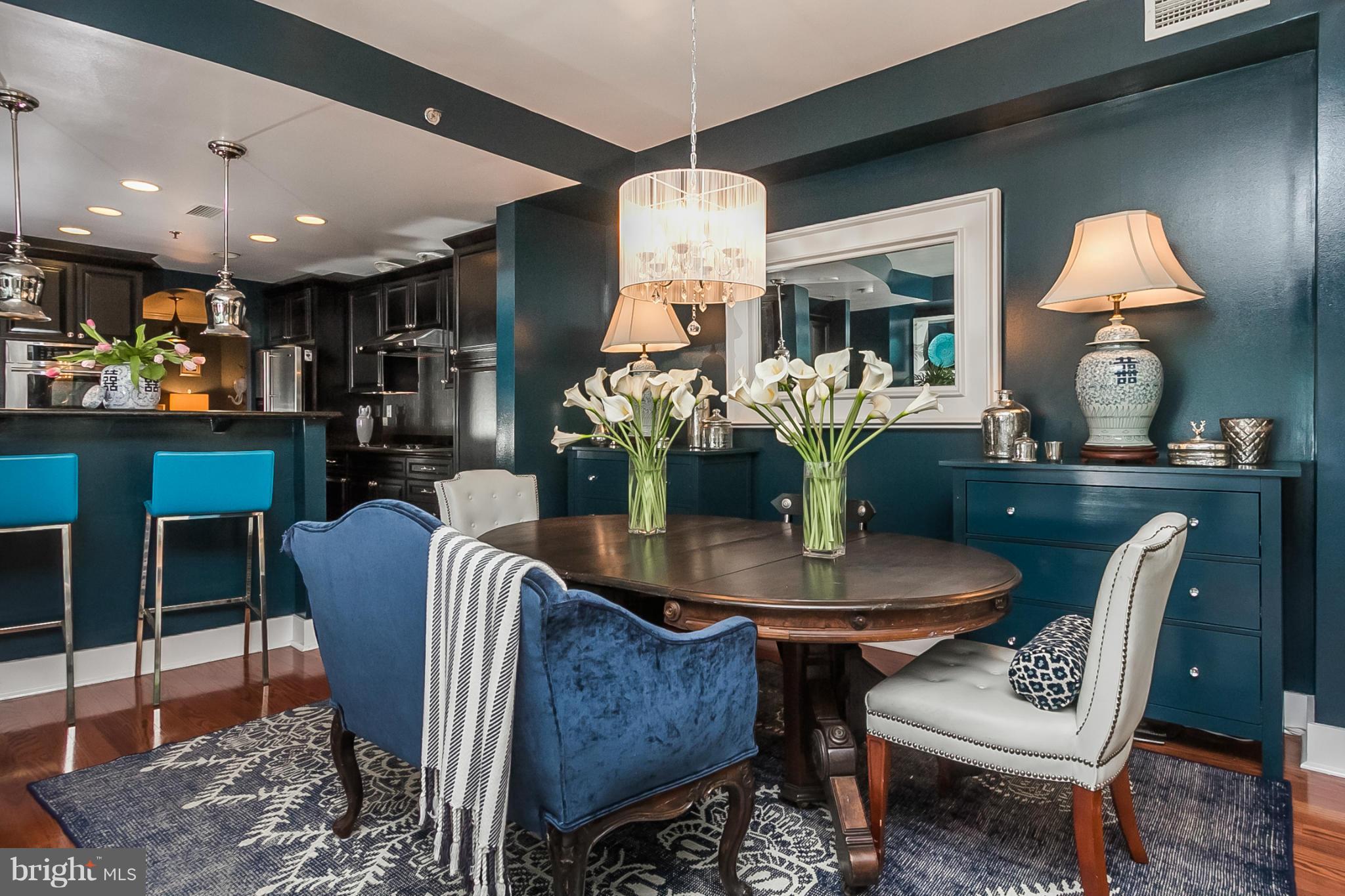 HARBOR EAST - Residential