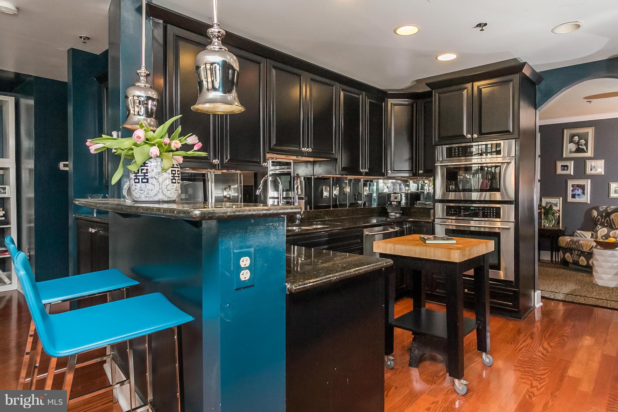 HARBOR EAST - Residential