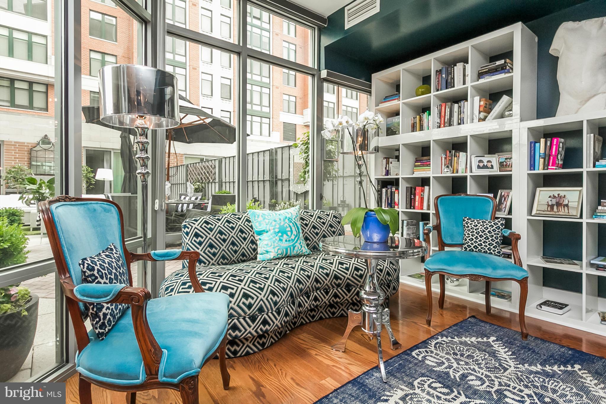 HARBOR EAST - Residential