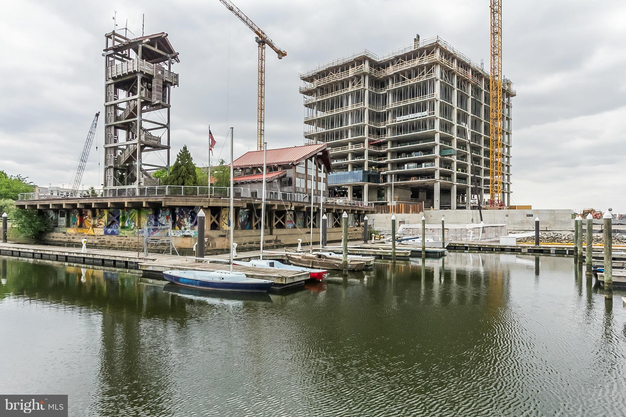 HARBOR EAST - Residential