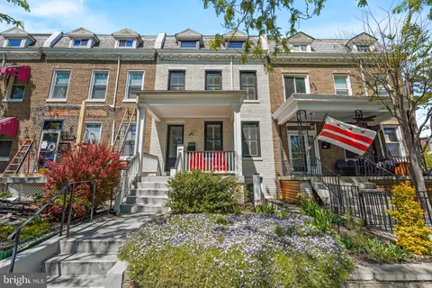 3630 New Hampshire Avenue NW, Washington, DC MLS: DCDC2191382