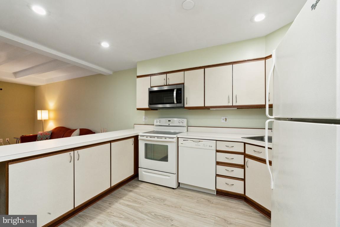 TOWSON GARDENS - Residential