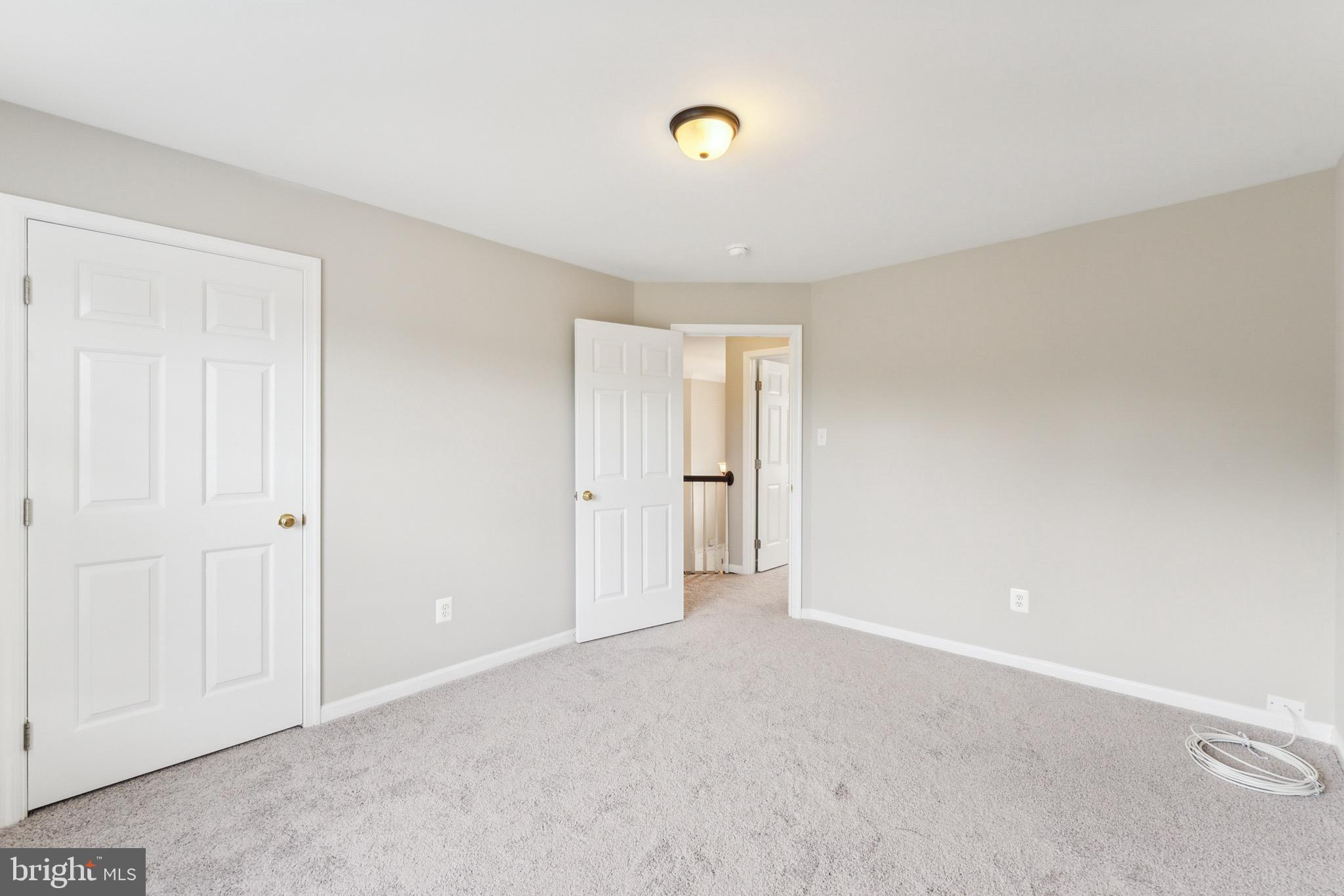 SALEM FIELDS - Residential