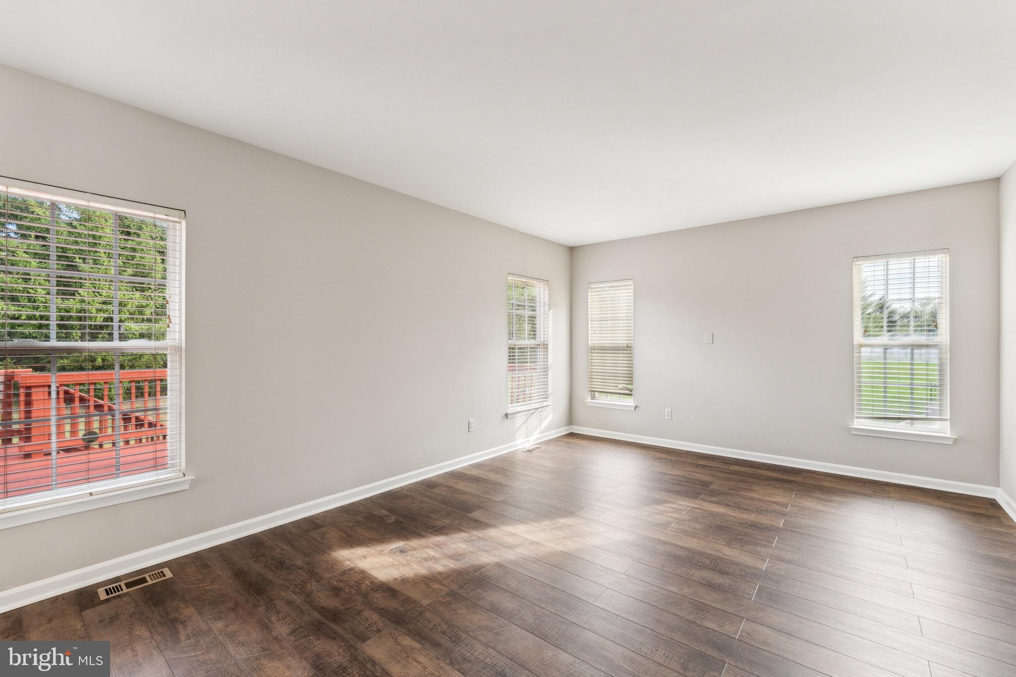 SALEM FIELDS - Residential