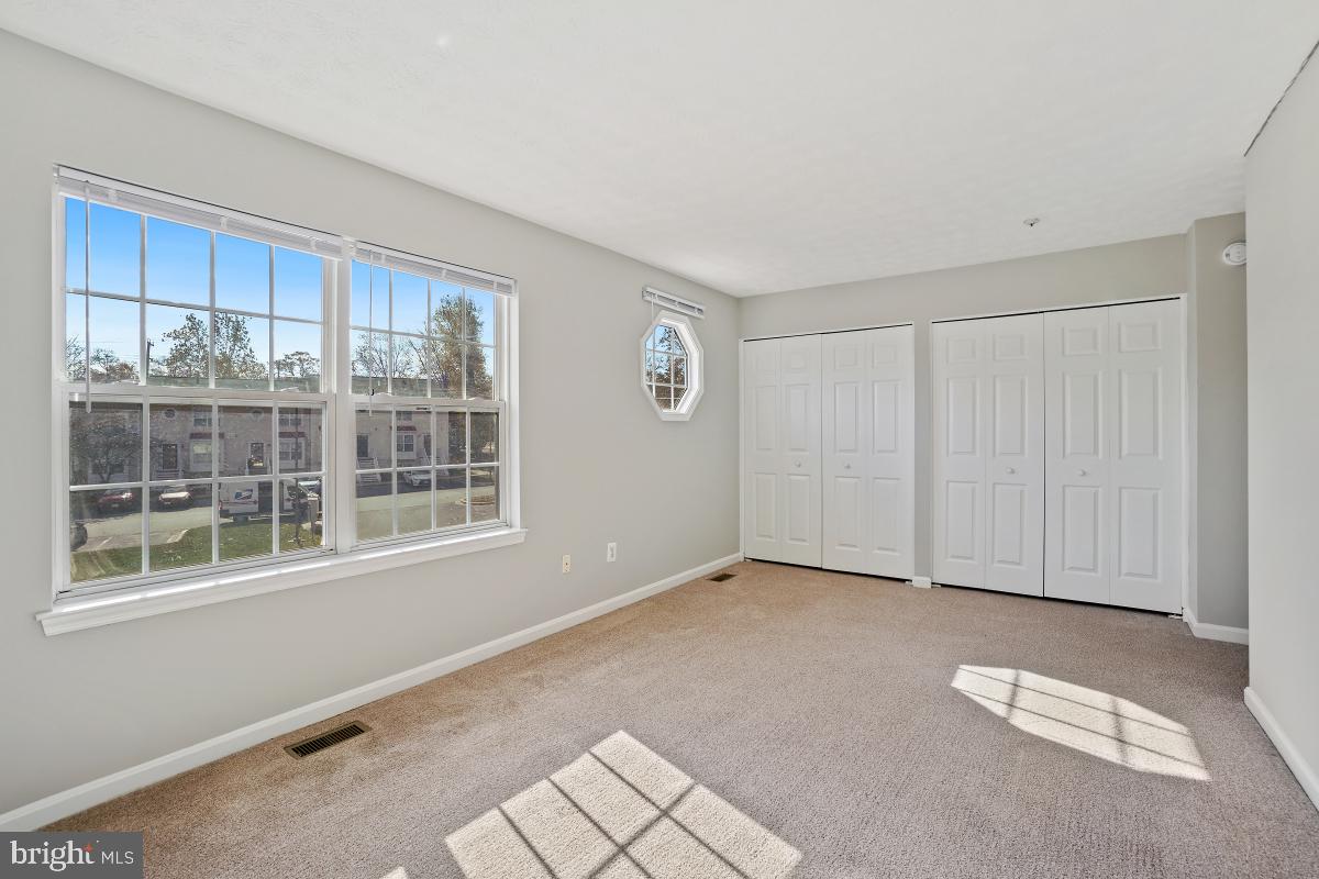 RIVER PARK - Residential Lease