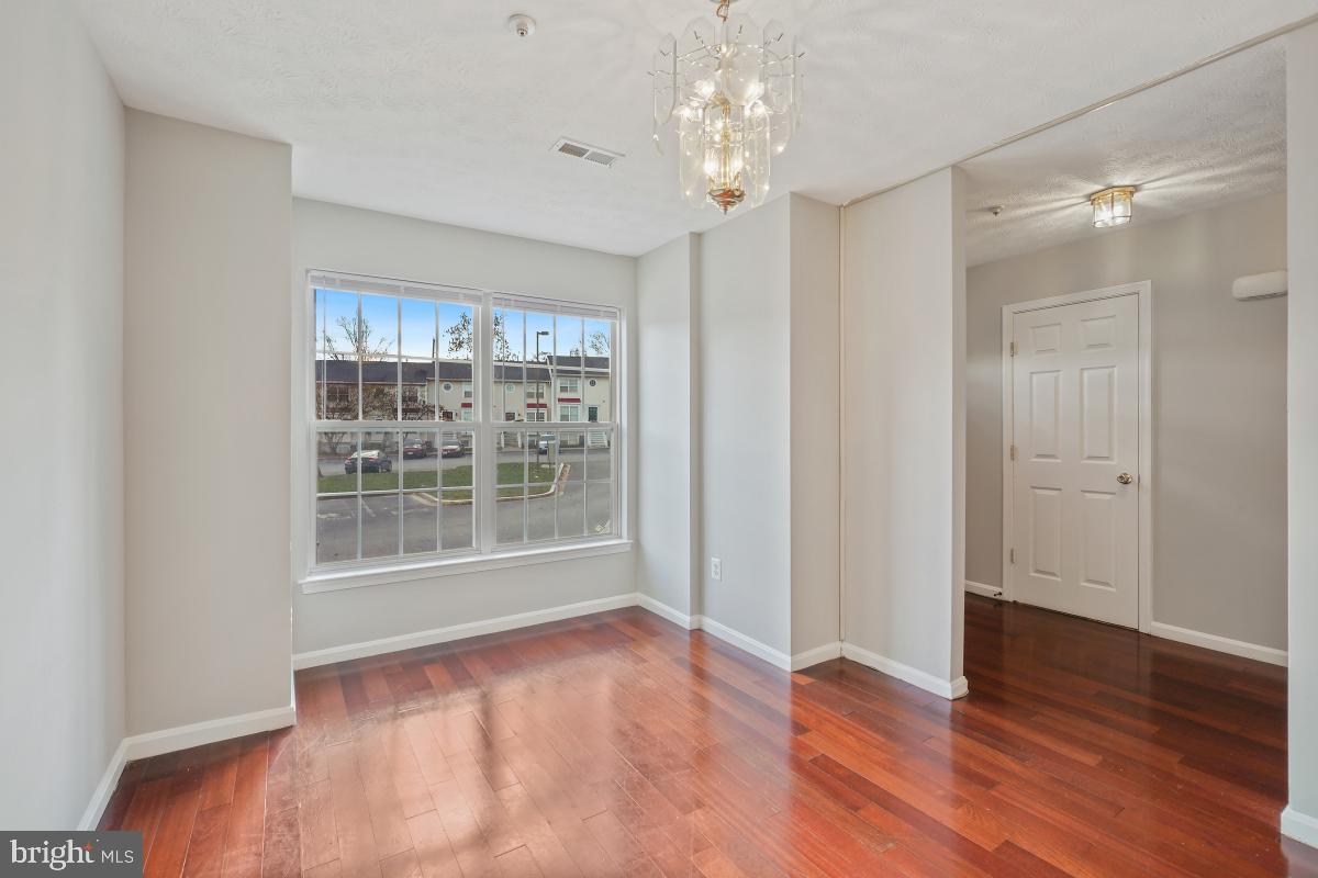 RIVER PARK - Residential Lease