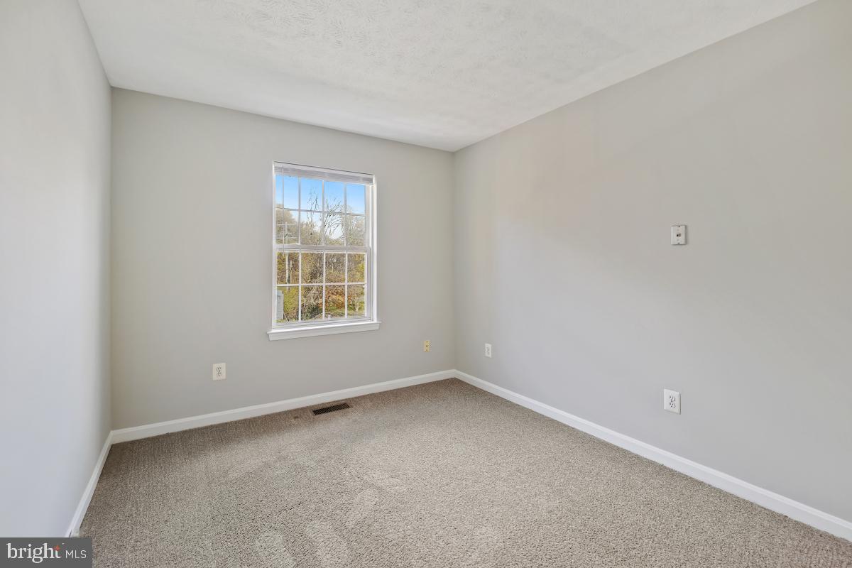 RIVER PARK - Residential Lease