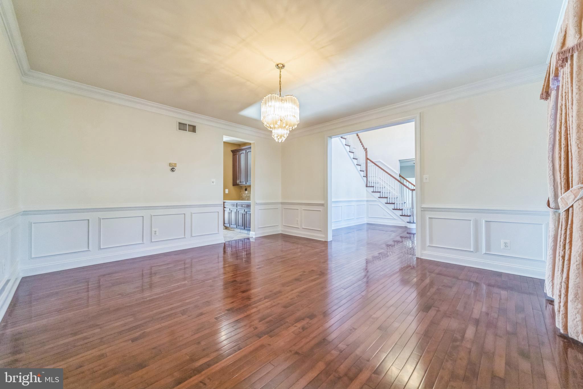 WAINWRIGHT AT WHIT - Residential