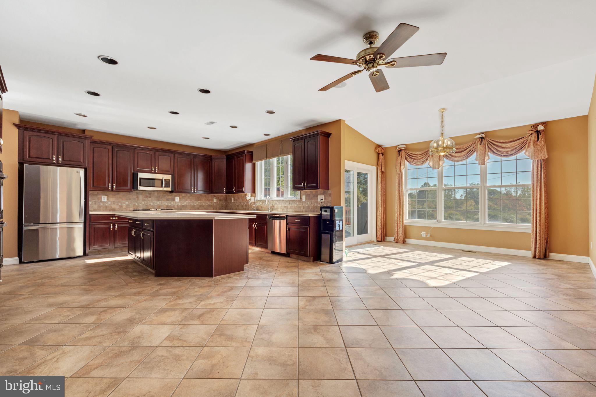 WAINWRIGHT AT WHIT - Residential