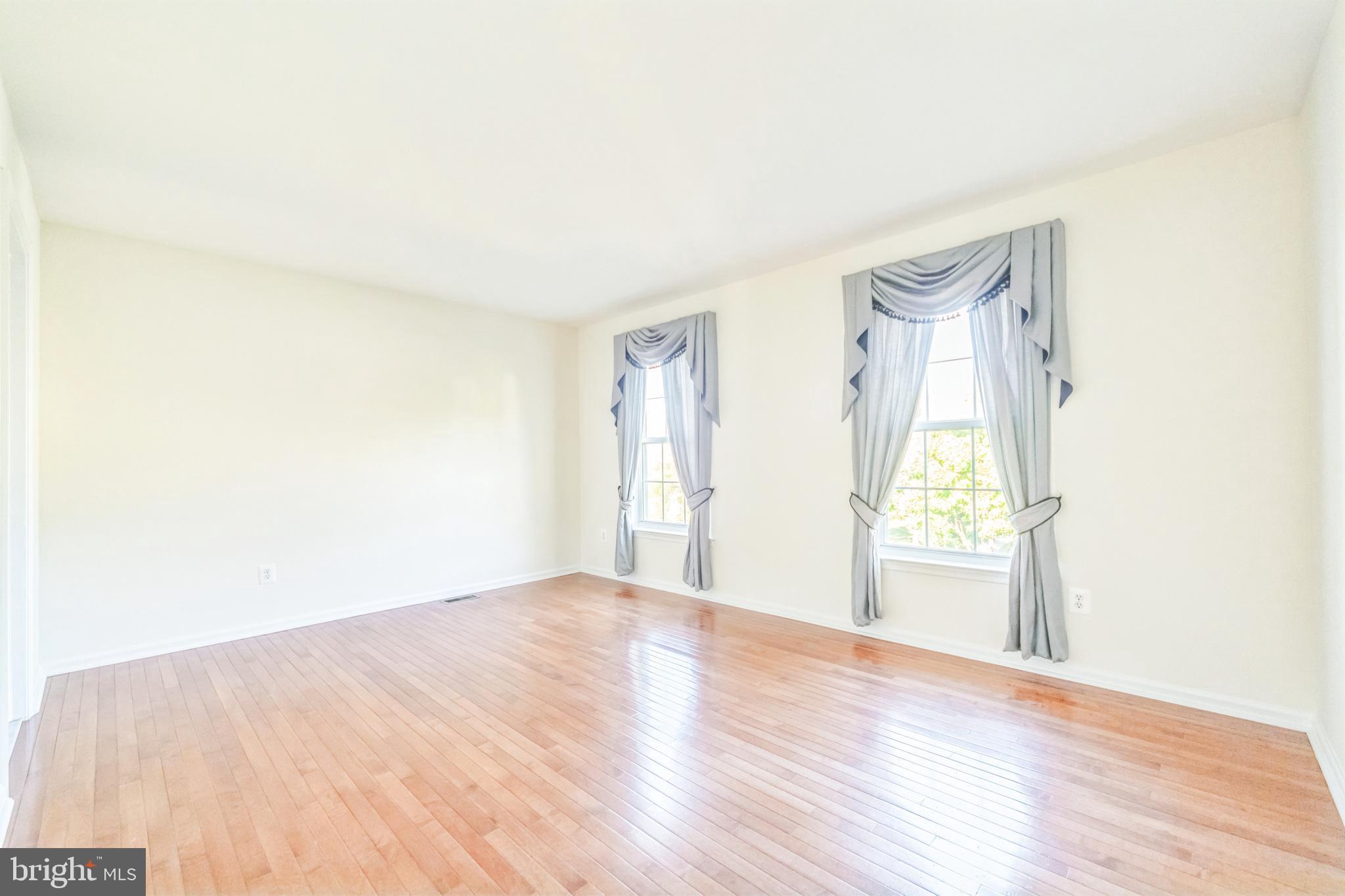 WAINWRIGHT AT WHIT - Residential