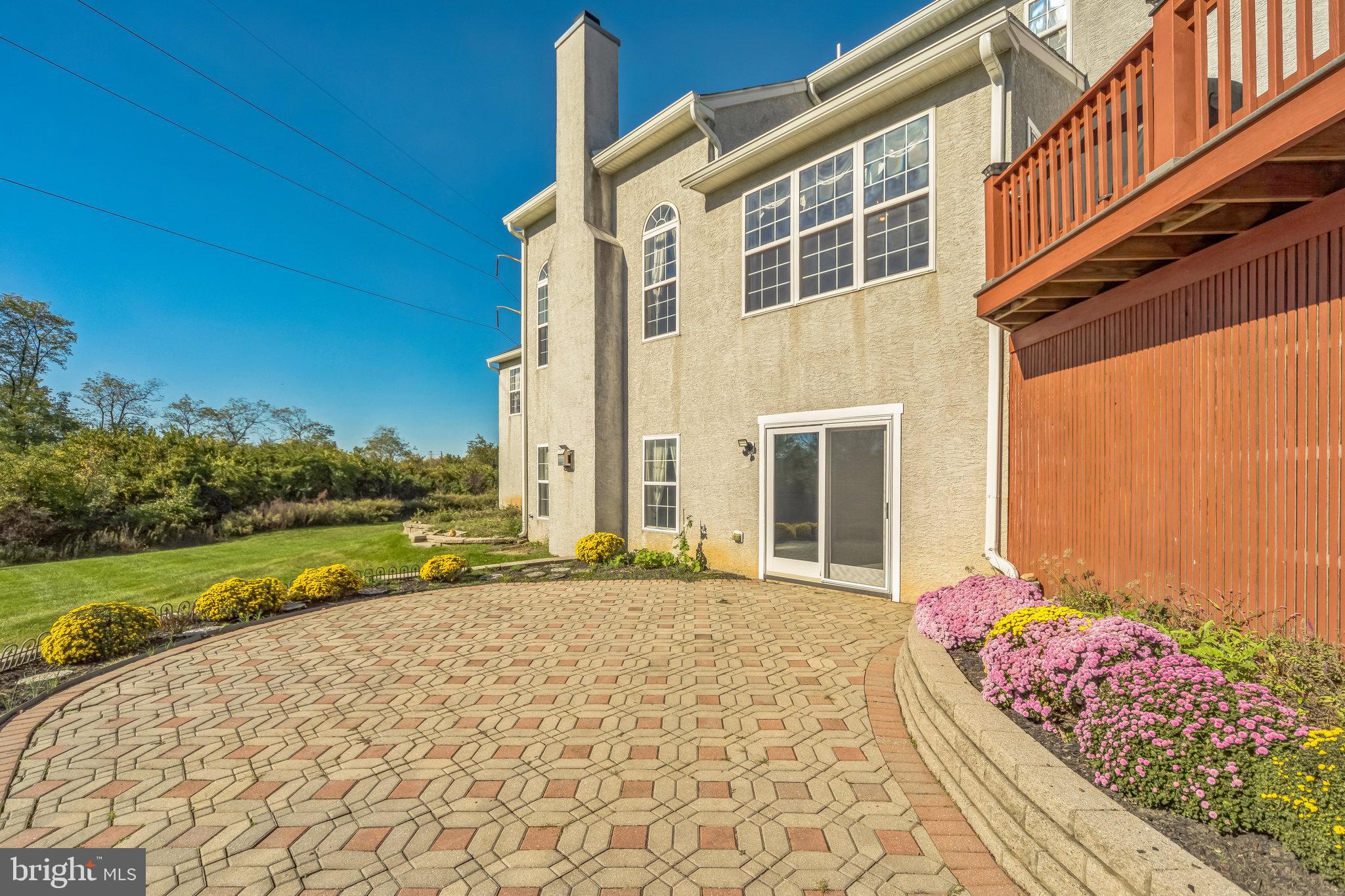 WAINWRIGHT AT WHIT - Residential