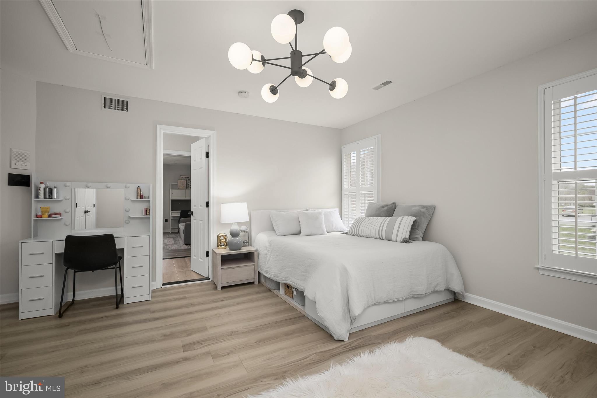 FOX VALLEY ESTATES - Residential