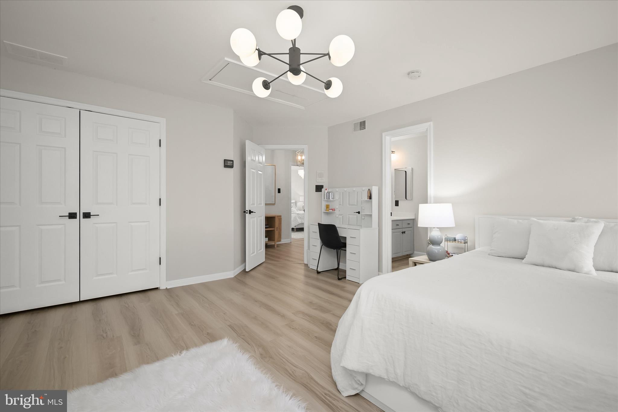 FOX VALLEY ESTATES - Residential