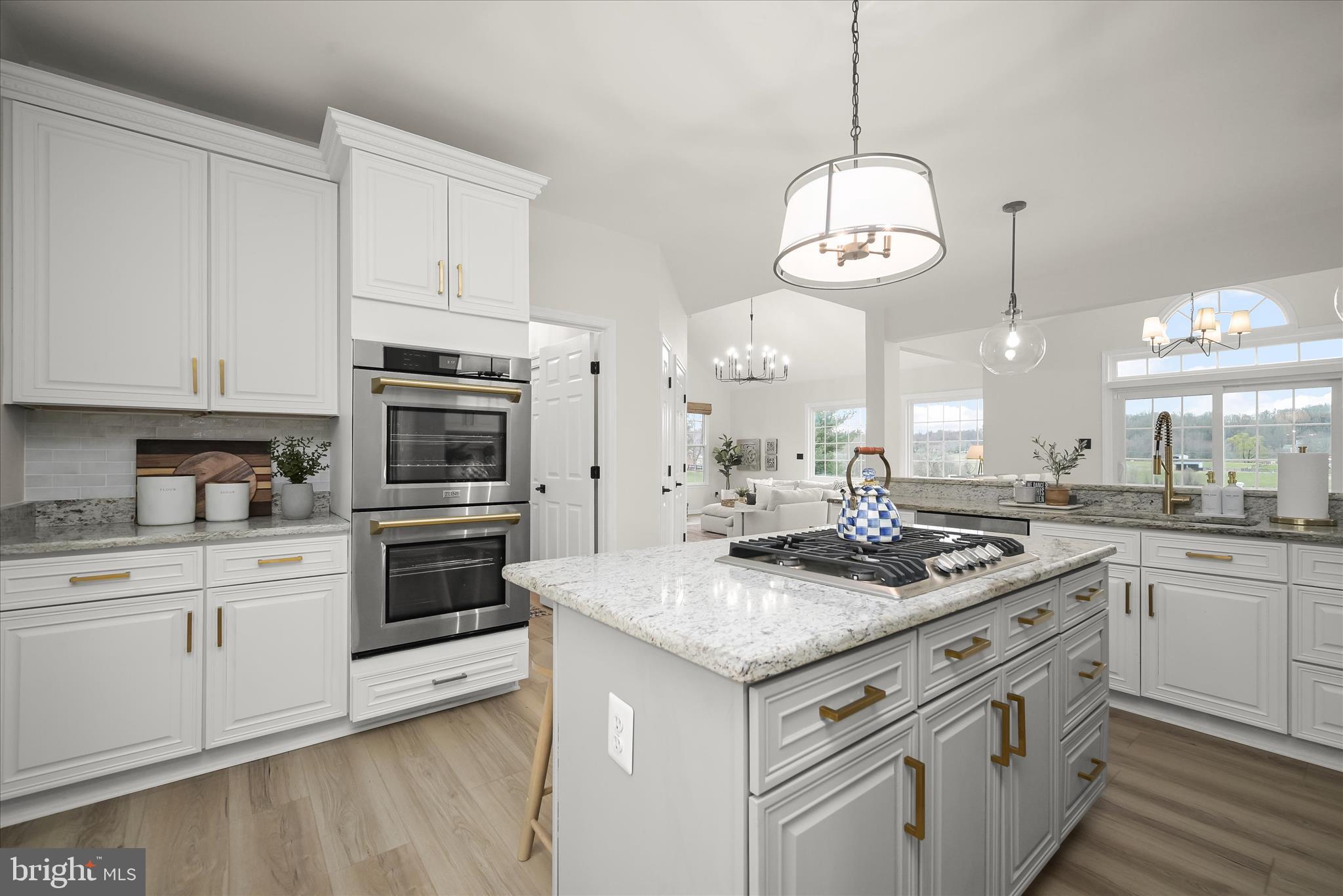 FOX VALLEY ESTATES - Residential