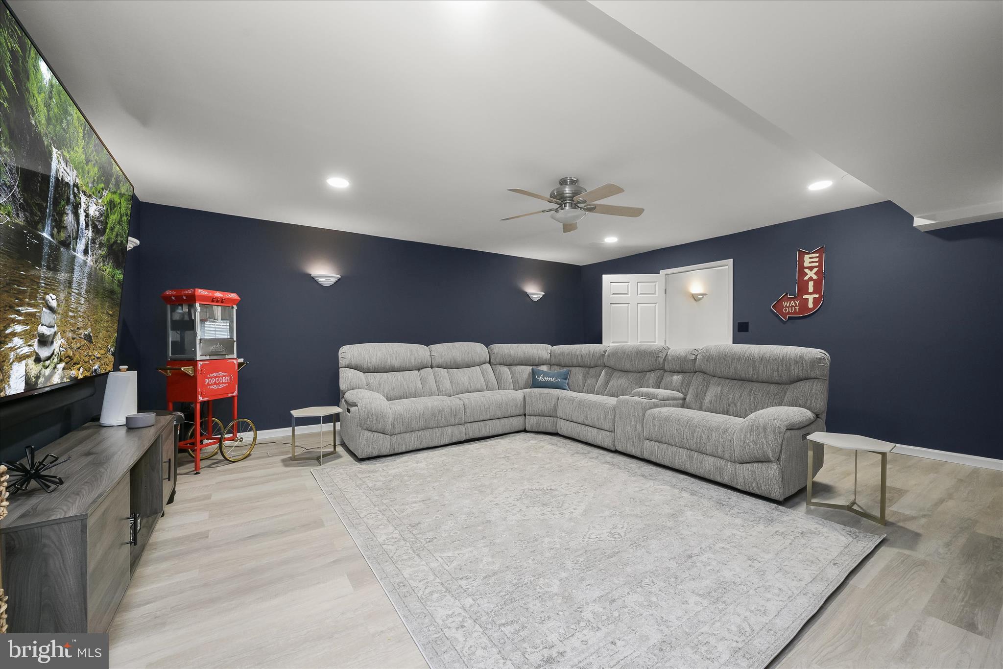 FOX VALLEY ESTATES - Residential