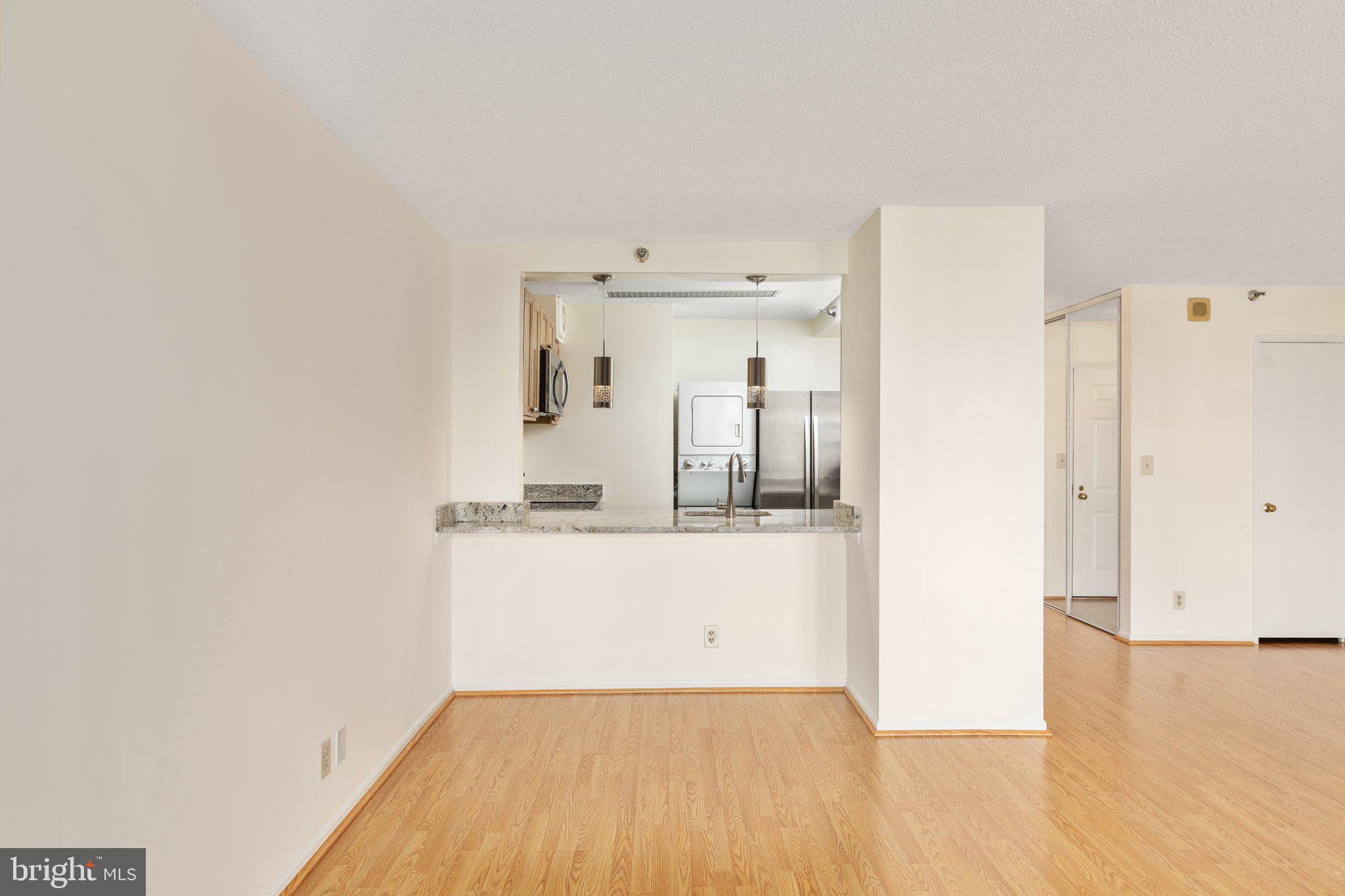 ALTA VISTA - Residential Lease