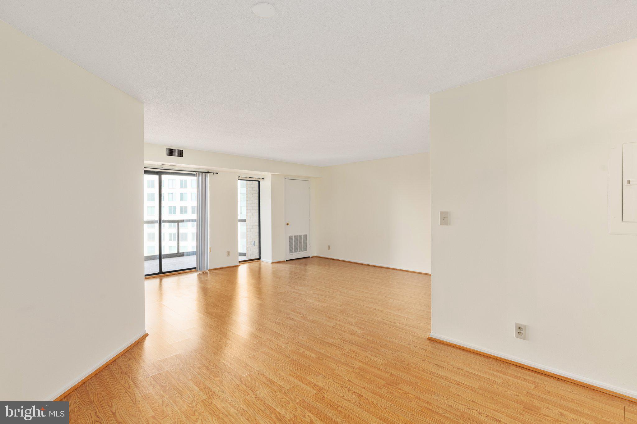 ALTA VISTA - Residential Lease