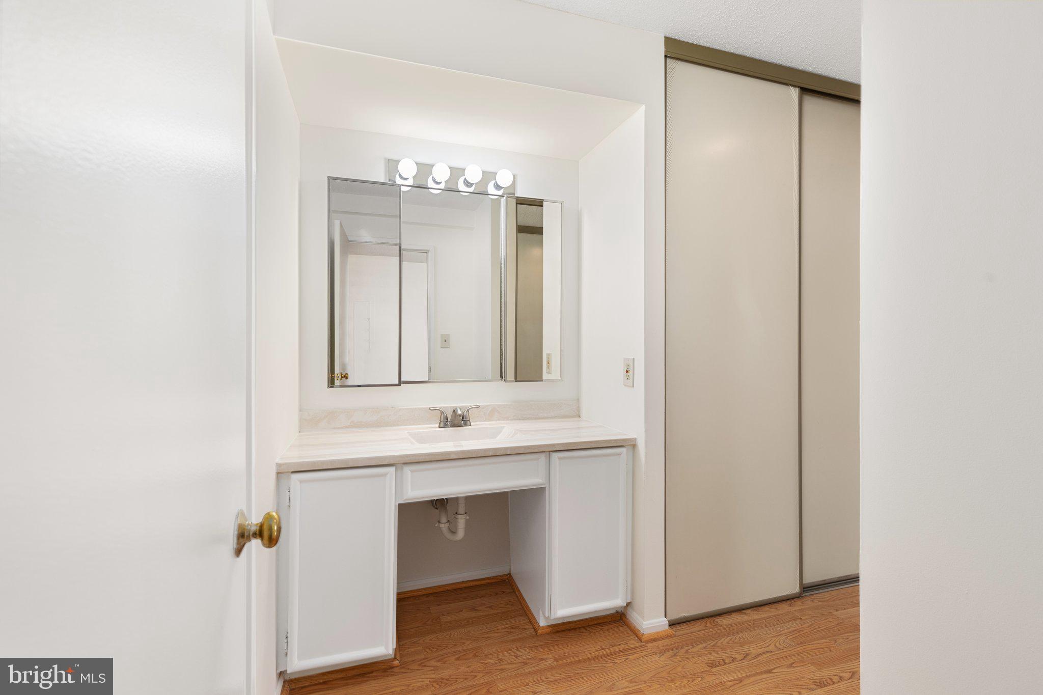 ALTA VISTA - Residential Lease