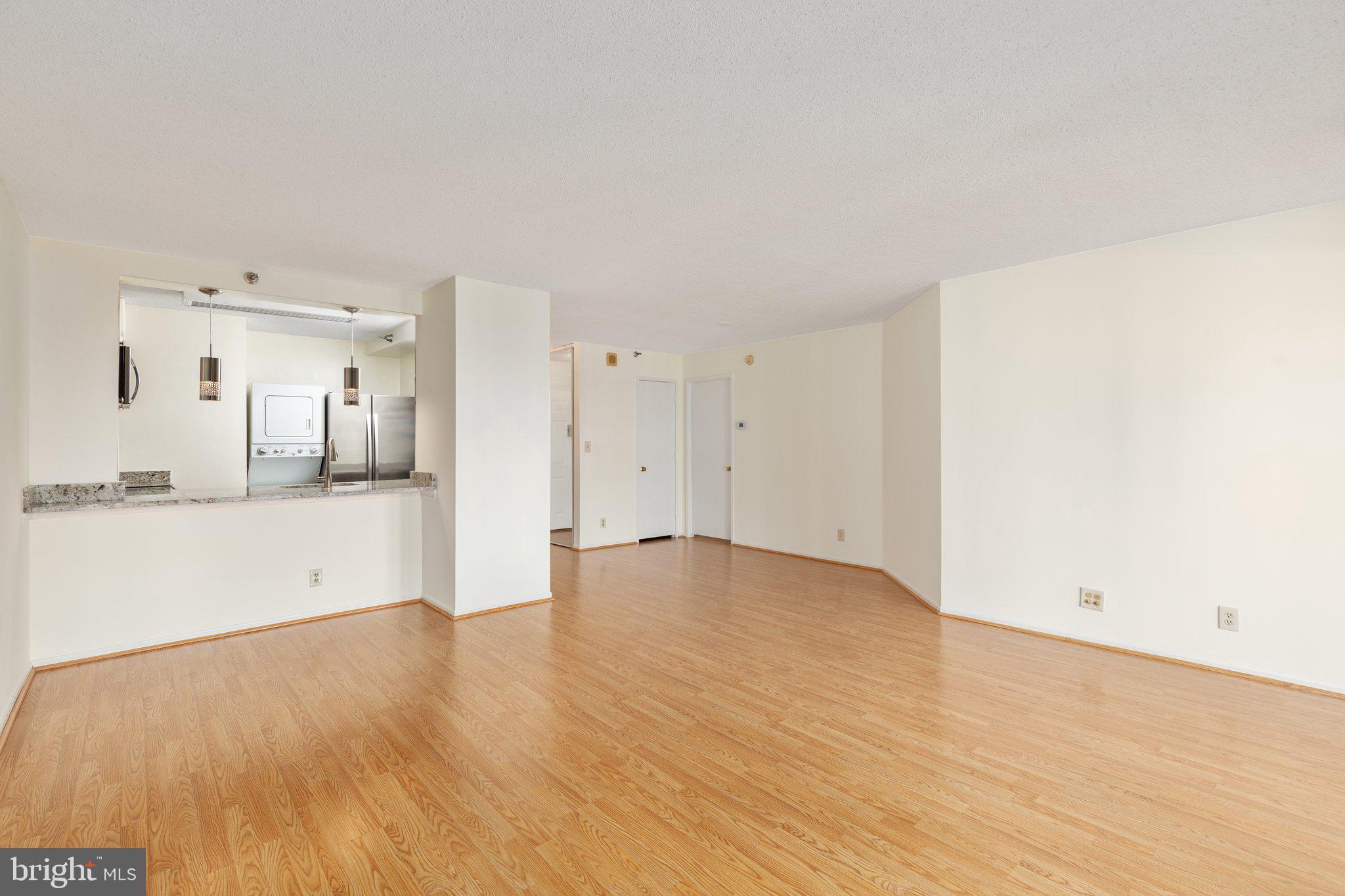 ALTA VISTA - Residential Lease