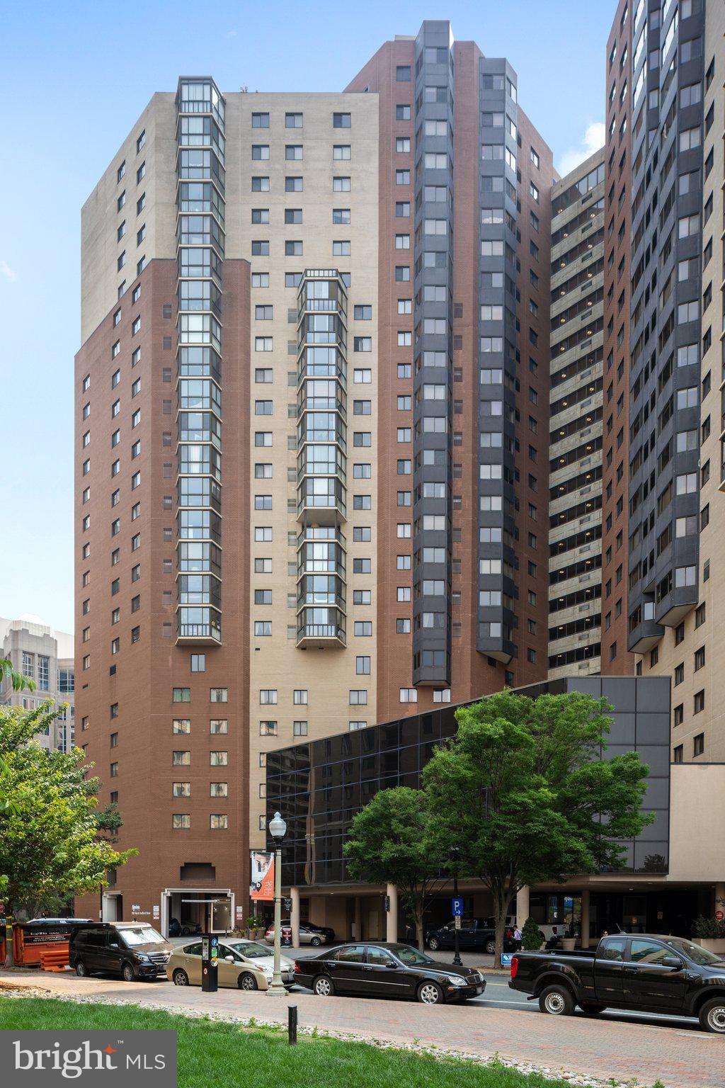 ALTA VISTA - Residential Lease