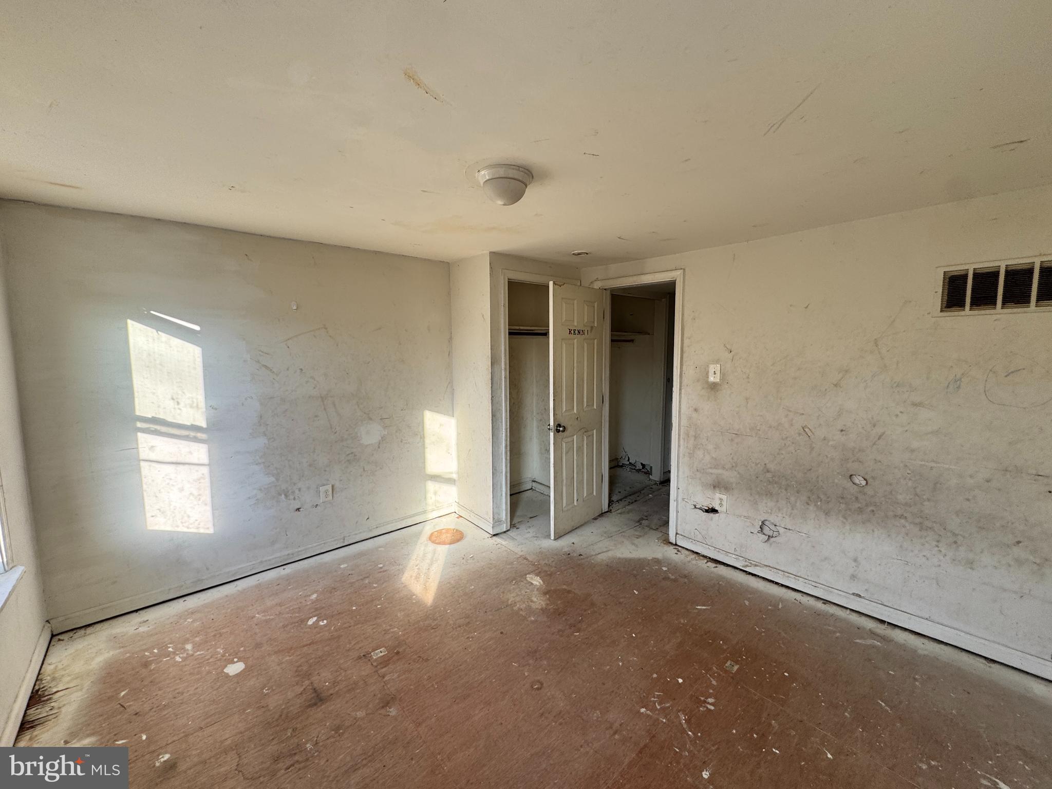 WILM #17 - Residential