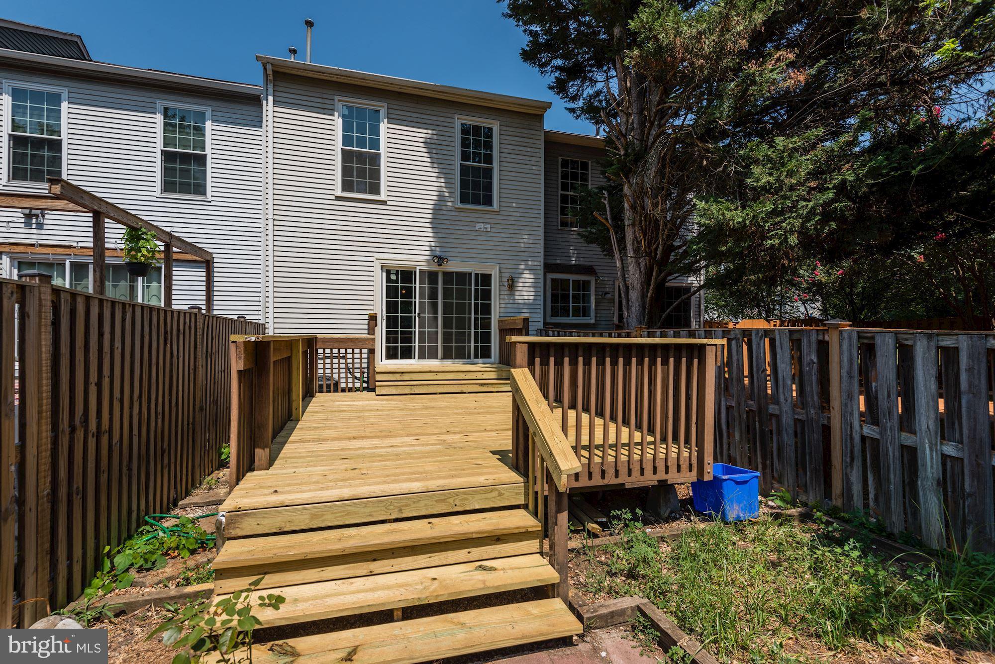 WOODSTONE - Residential Lease