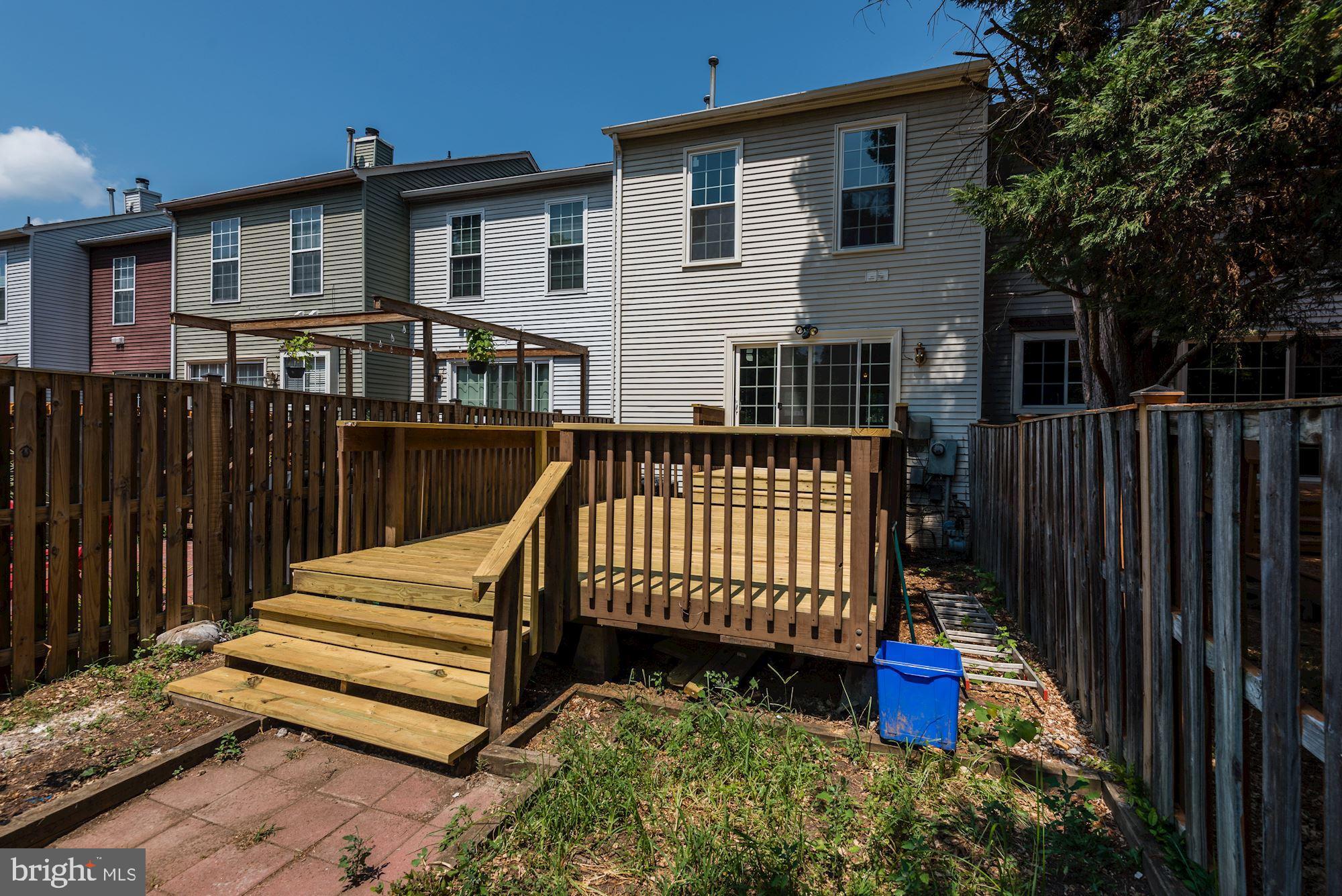 WOODSTONE - Residential Lease