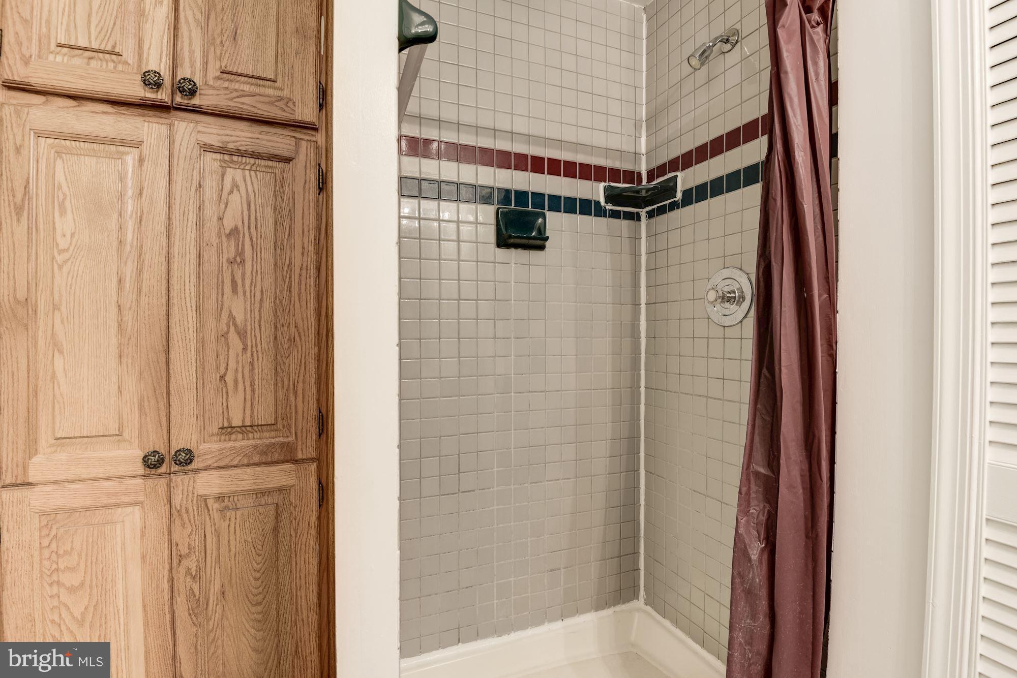 WOODSTONE - Residential Lease