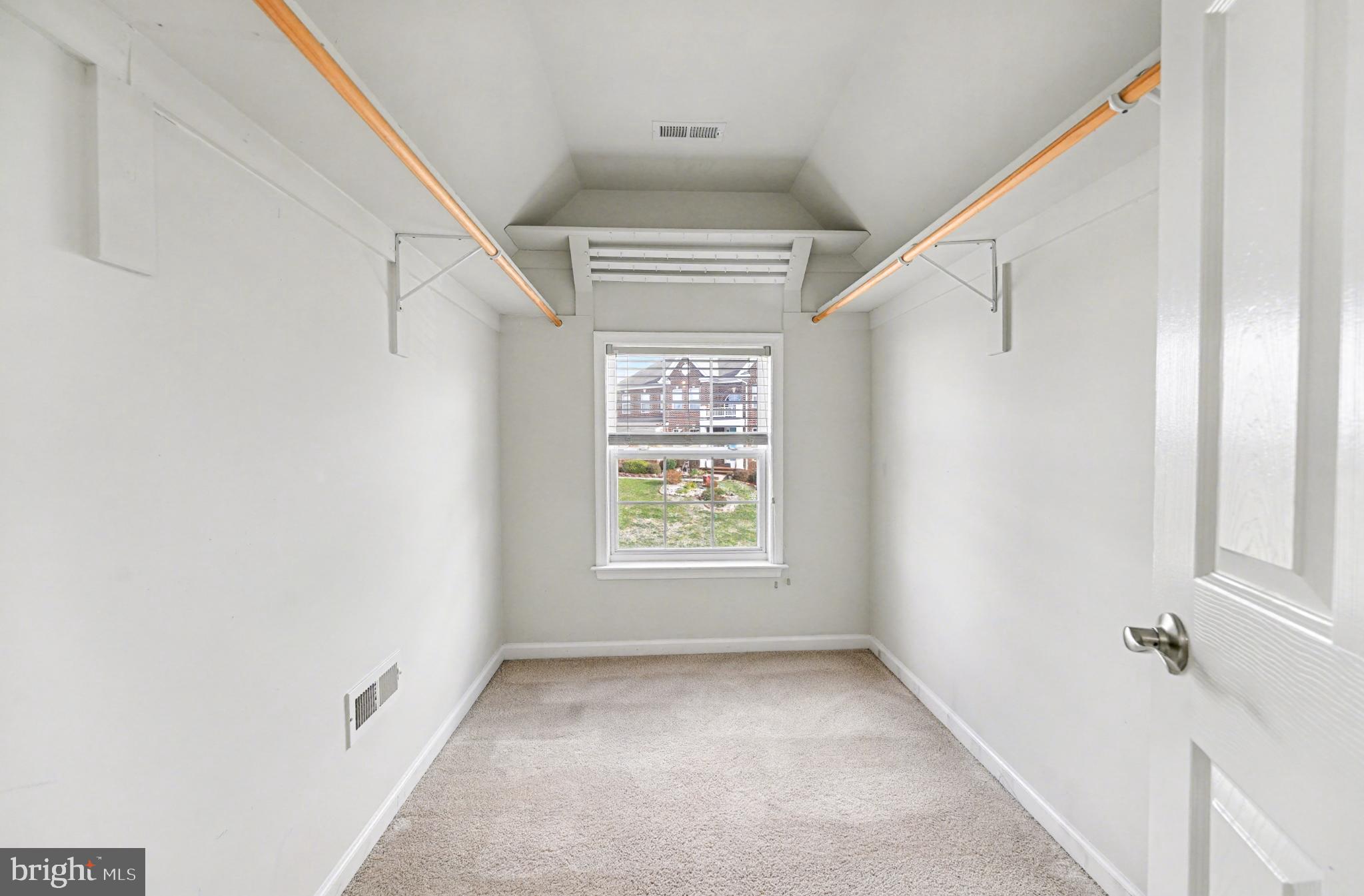 AUSTIN RIDGE - Residential Lease