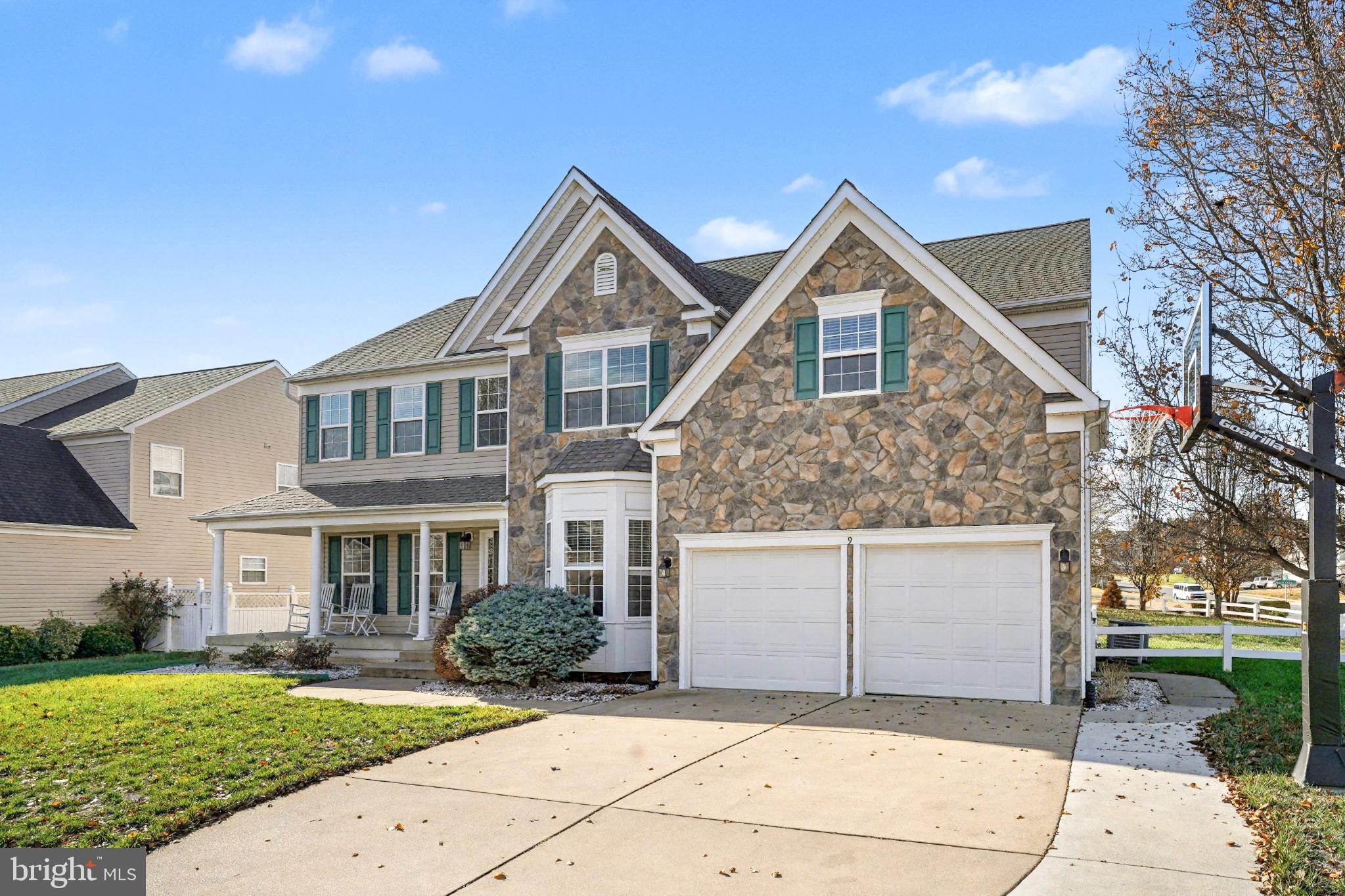 AUSTIN RIDGE - Residential Lease