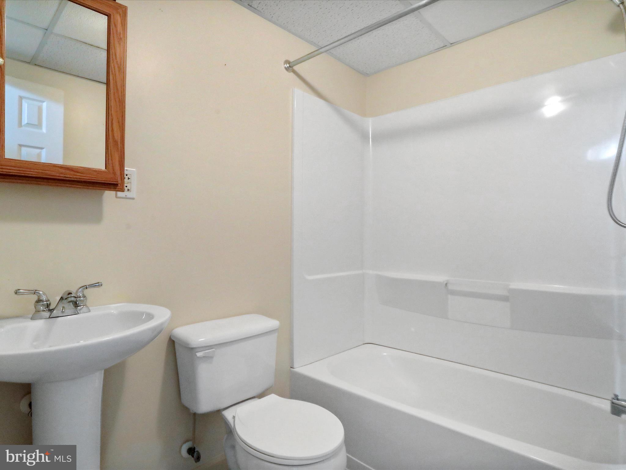 FORGE HILL ESTATES - Residential