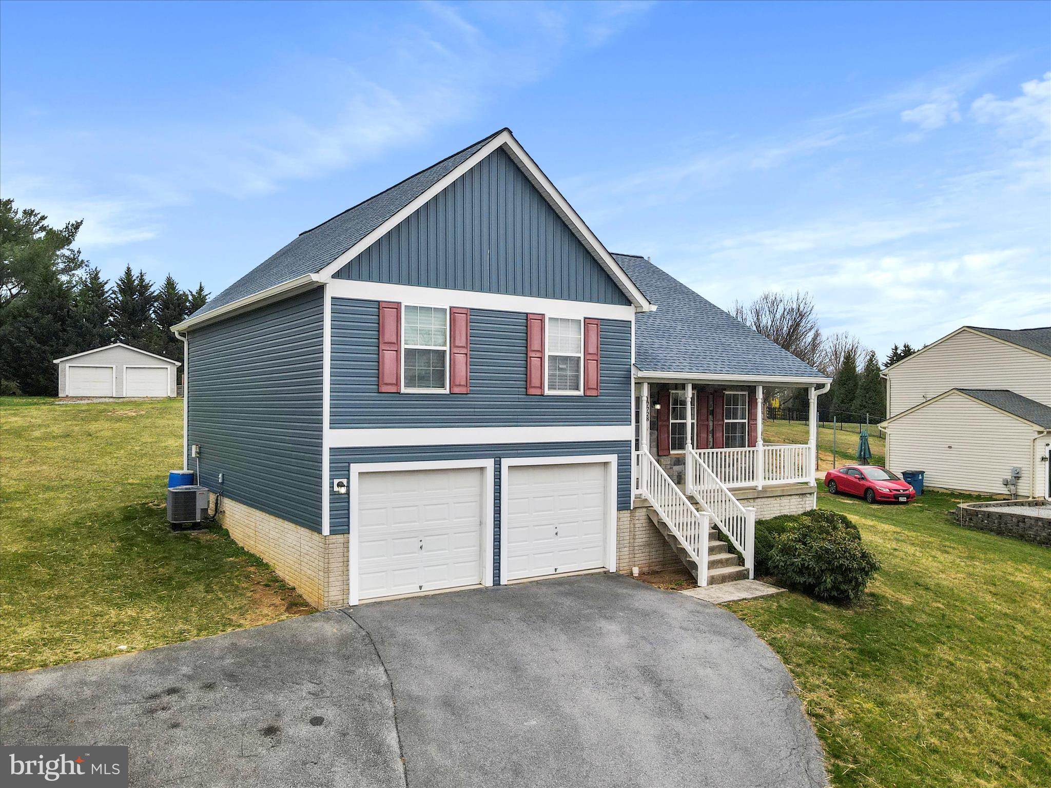 FORGE HILL ESTATES - Residential