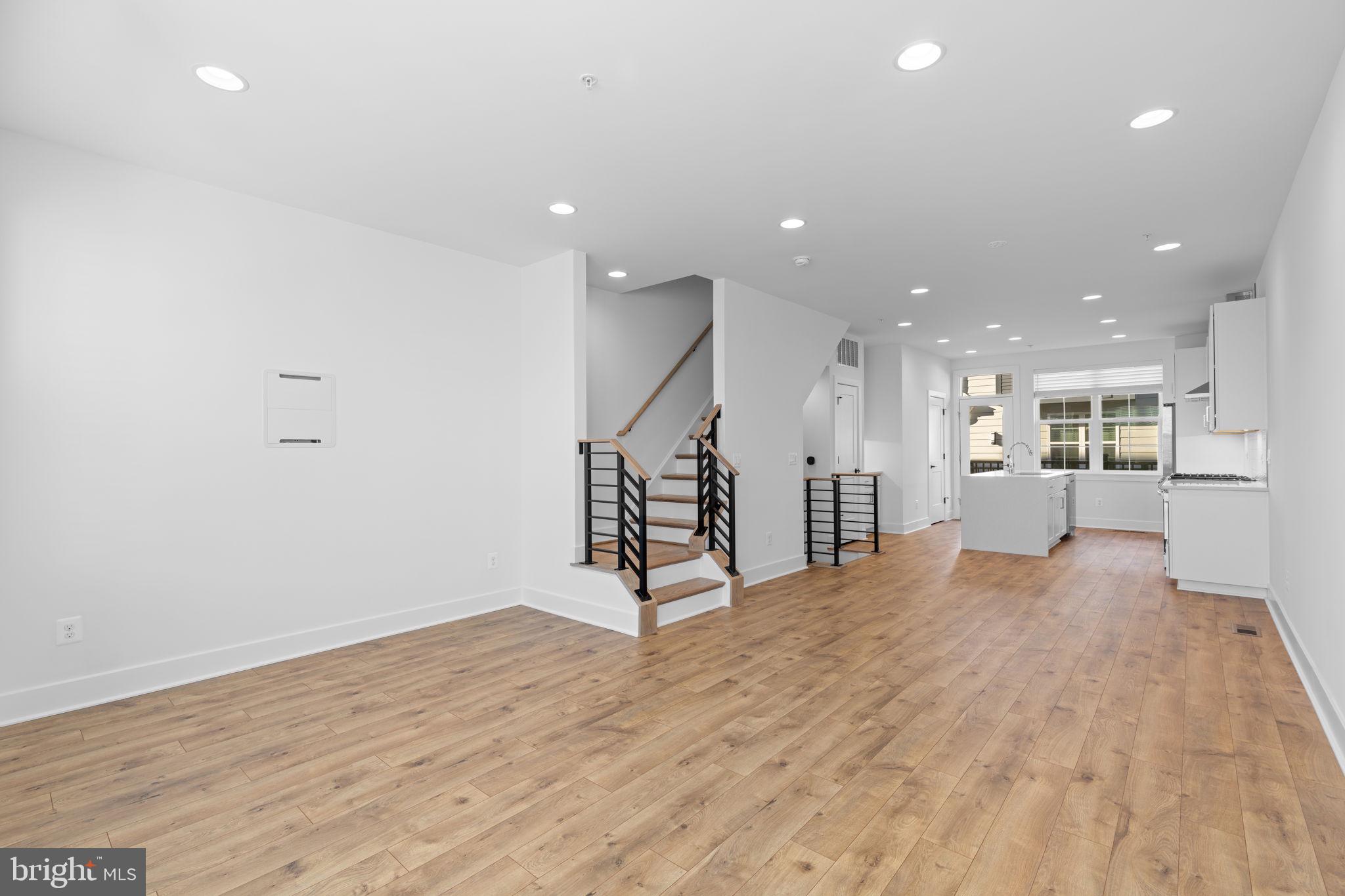 GRAHAM PARK - Residential Lease