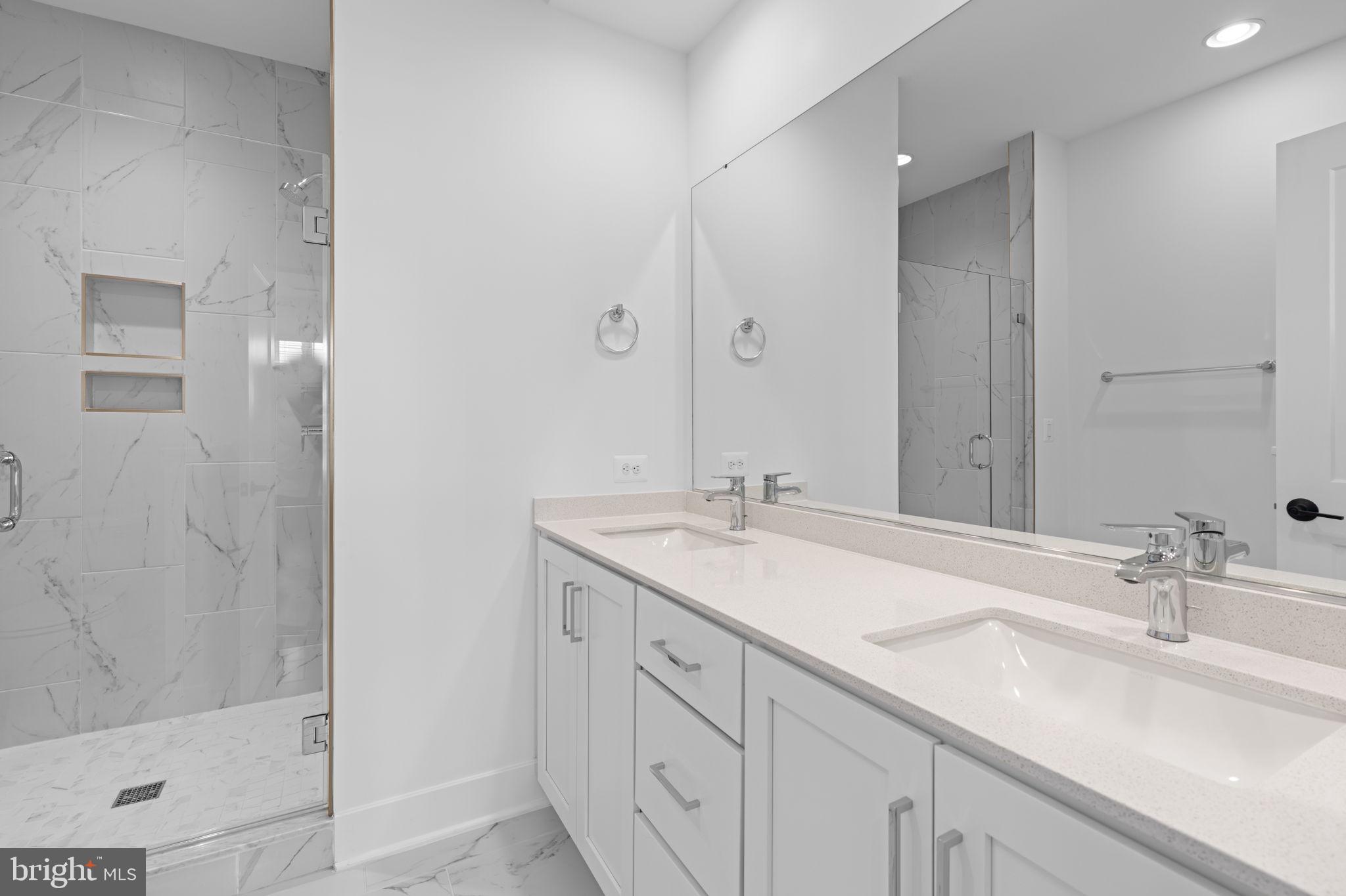 GRAHAM PARK - Residential Lease